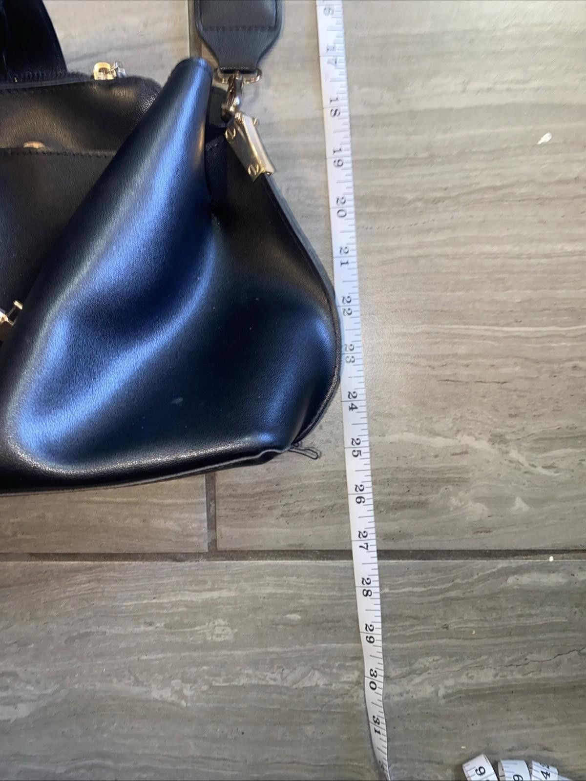 The Unbranded Brand Black Faux Leather Shoulder Bag Size ONE SIZE - 5 Thumbnail