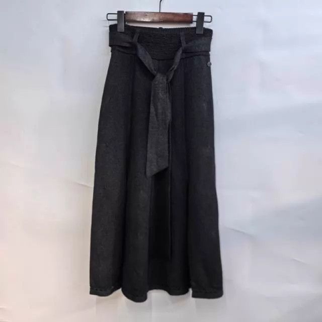 Chanel Chanel skirts Size 25" / US 0 / IT 36 - 1 Thumbnail