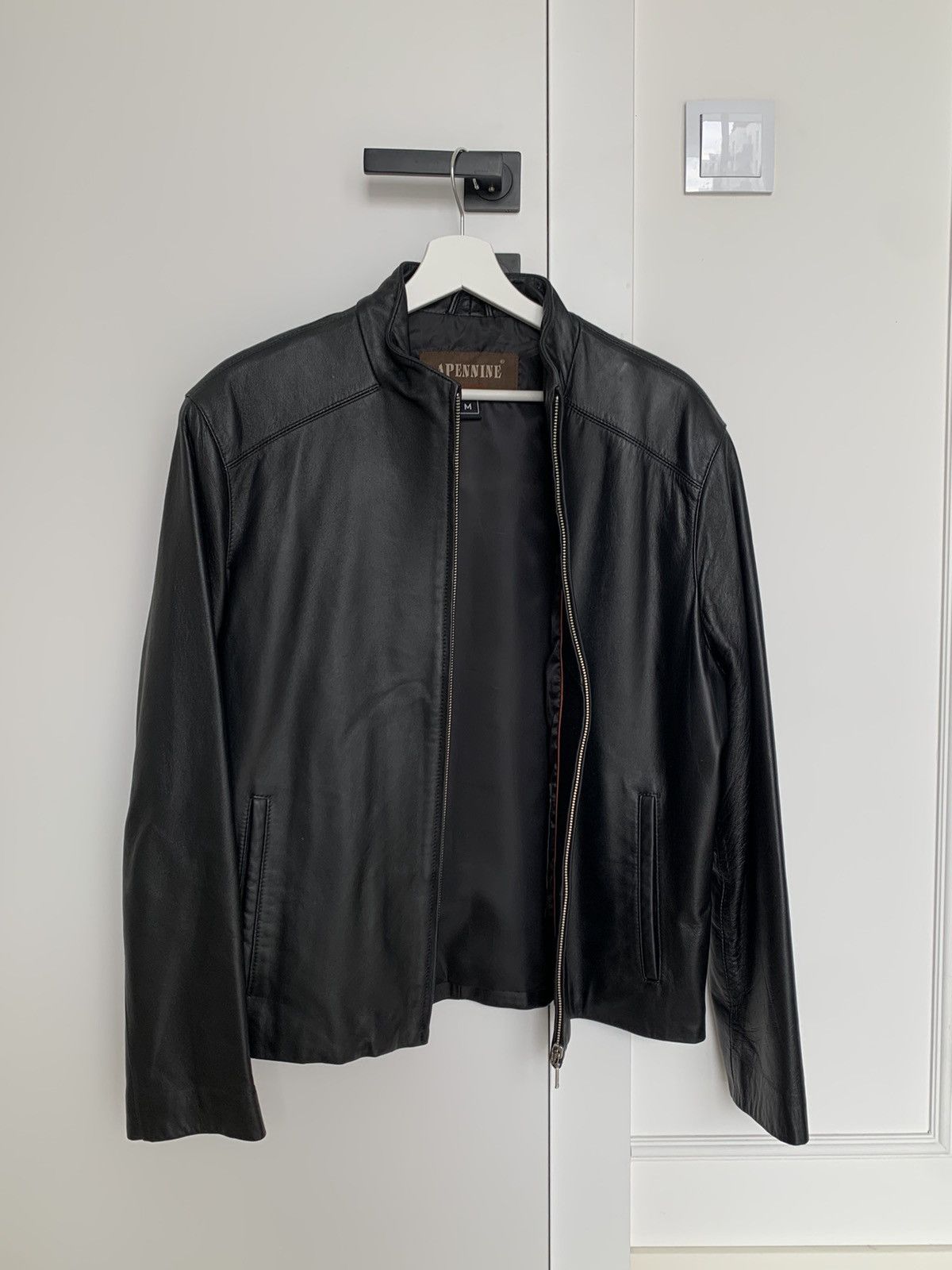 Leather Black leather Jacket casual classic style Size US M / EU 48-50 / 2 - 2 Thumbnail