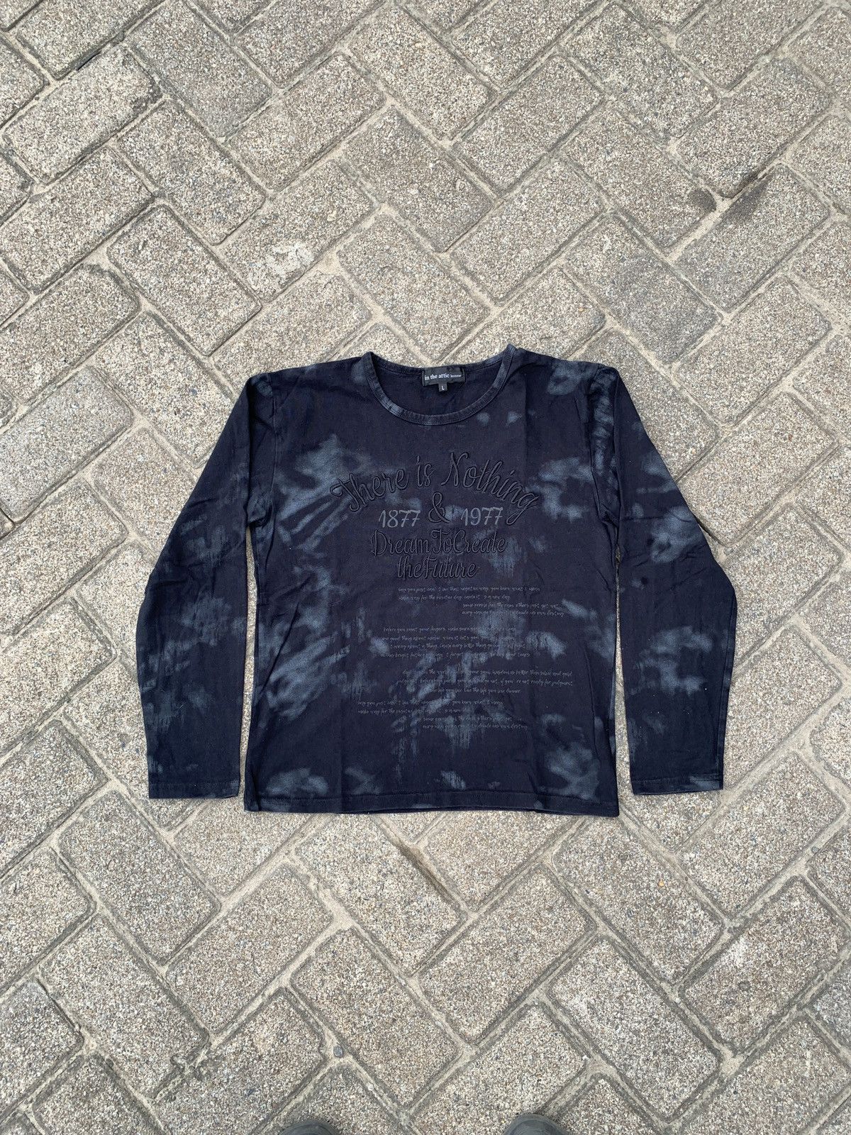 In The Attic In the attic poem long sleeve Size US L / EU 52-54 / 3 - 1 Thumbnail