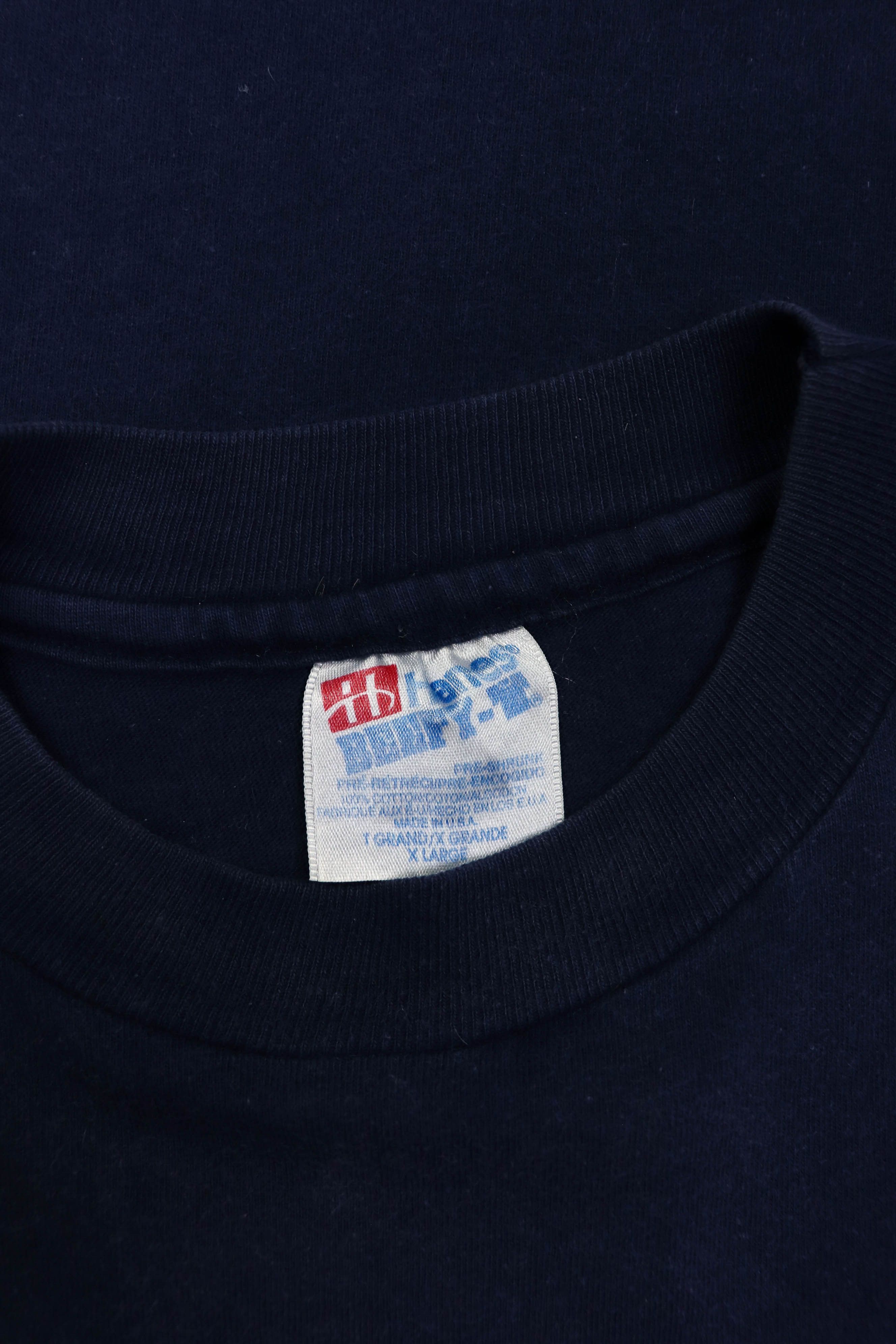 Red Bull Red Bull Vintage 90s Made in USA Sun Faded Graphics T-shirt Size US XL / EU 56 / 4 - 13 Thumbnail