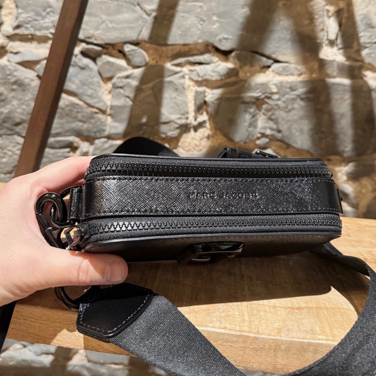 Marc Jacobs Marc Jacobs All Black Leather SnapShot Camera Bag Size ONE SIZE - 6 Thumbnail