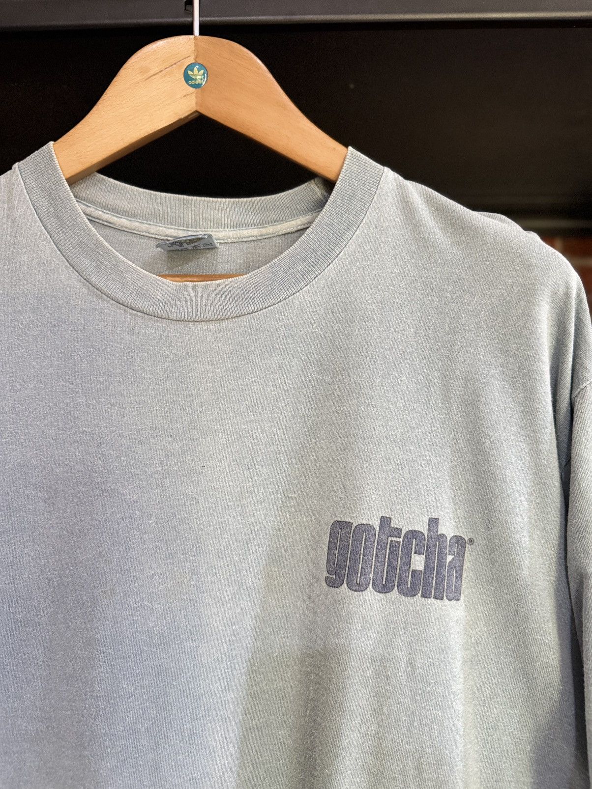 Gotcha × Vintage Thrashed Vintage 90s Gotcha Custom Original Surface Faded T Size US XL / EU 56 / 4 - 7 Thumbnail