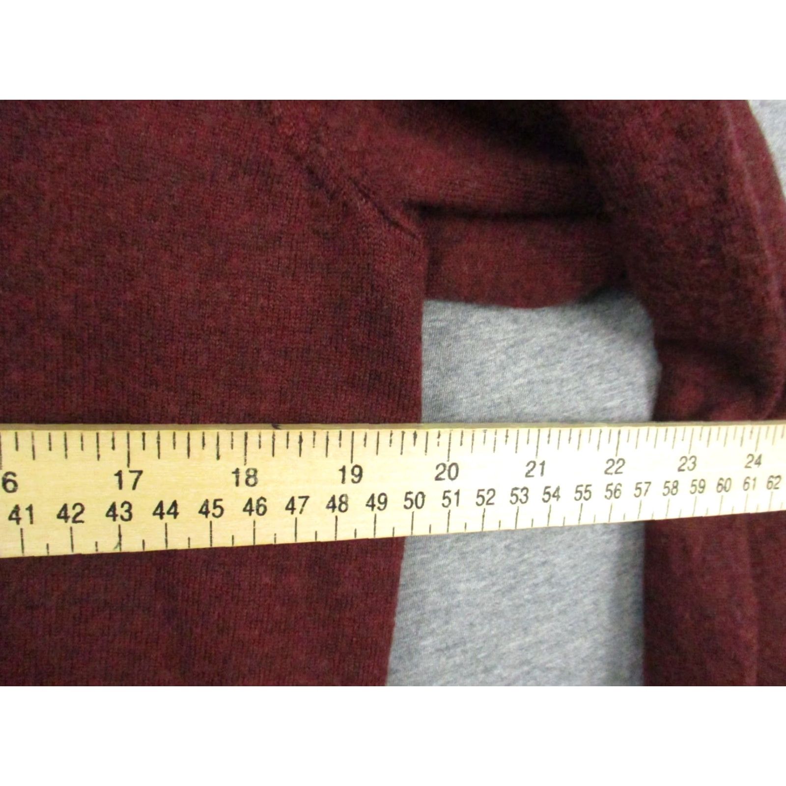 Southern Tide Southern Tide Pullover Sweater M Men Wool Burgundy 1/4 Zip Logo All Seasons Knit Red vestidos? Size US M / EU 48-50 / 2 - 6 Thumbnail