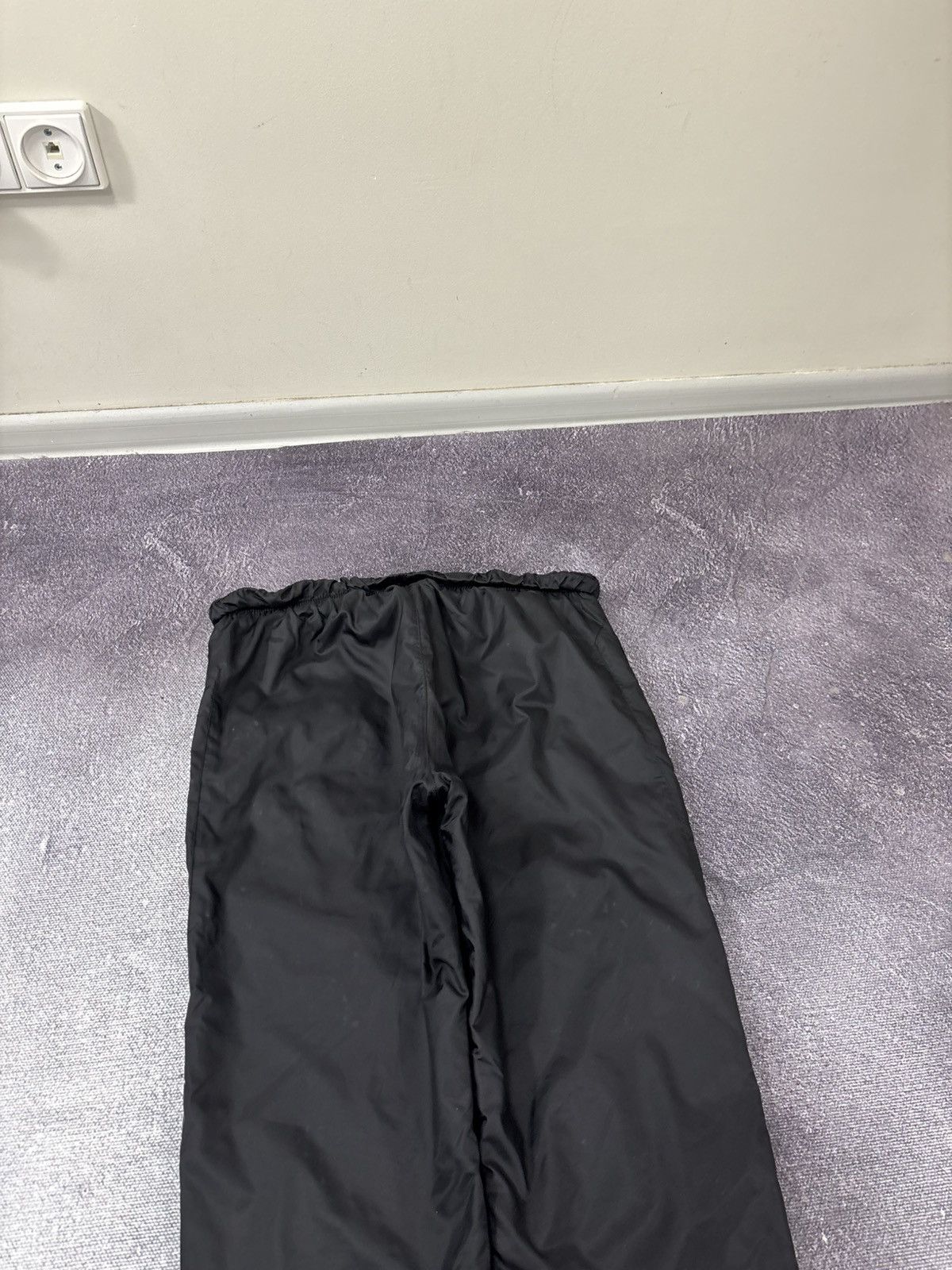 Nike Vintage Nike Y2K Black Hype Baggy Nylon Track Pants Size US 32 / EU 48 - 17 Thumbnail