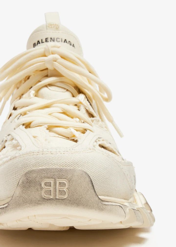 Balenciaga o1tr1nto0825 Track Sneakers Canvas in Beige Size US 10 / EU 43 - 2 Thumbnail