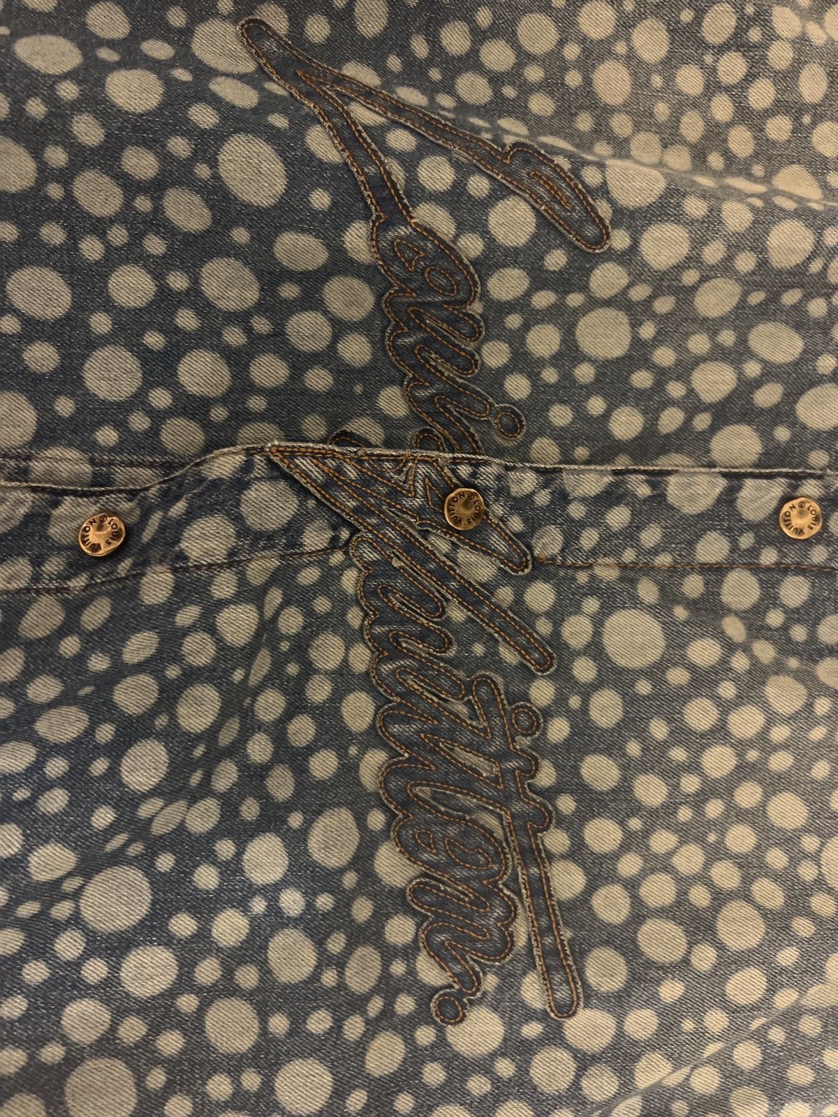 Louis Vuitton × Yayoi Kusama LOUIS VUITTON x YAYOI KUSAMA: Denim Shirt Infinity Dots Size US L / EU 52-54 / 3 - 2 Thumbnail