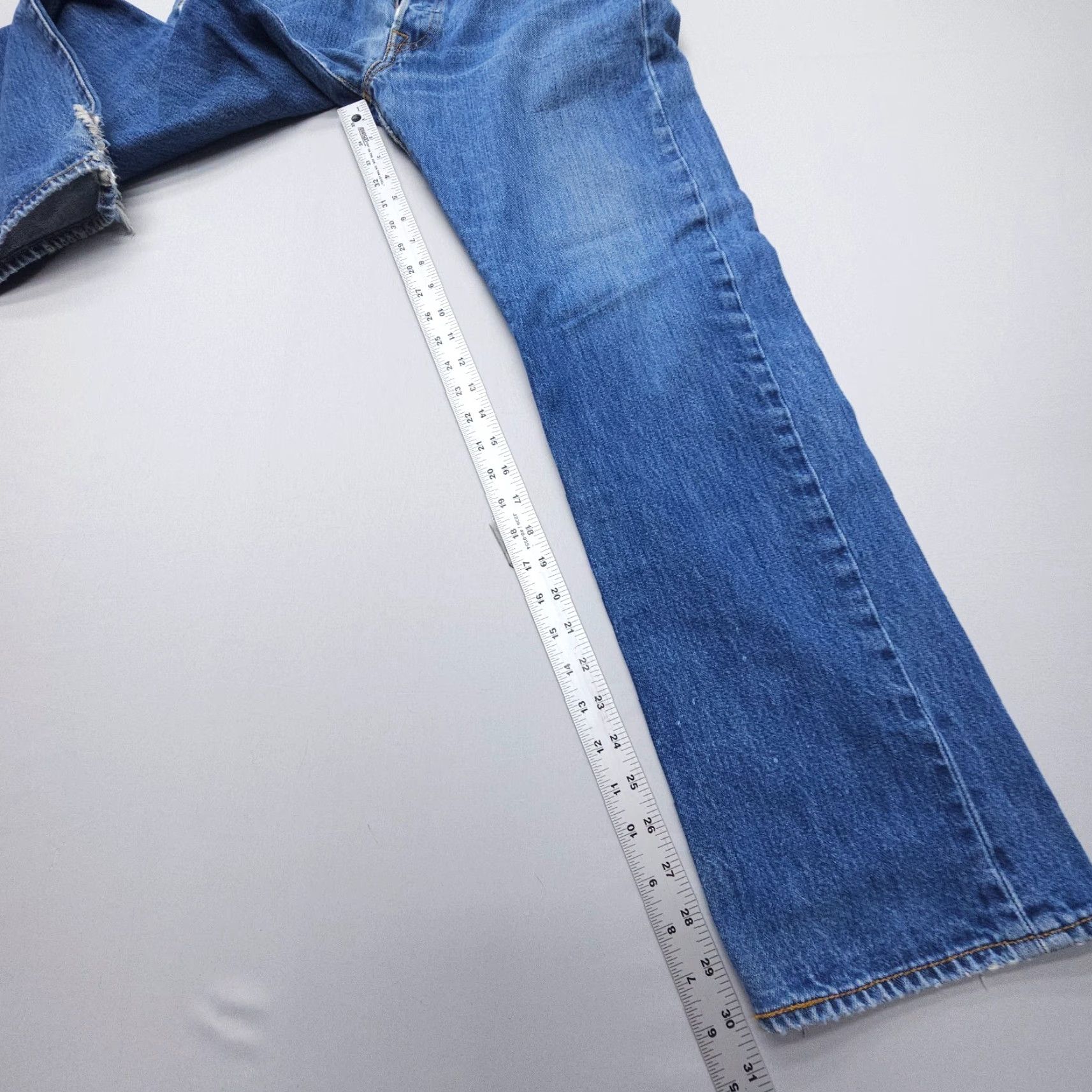 Levi's Levi's 501 Straight Button Fly Jeans Mens 34 x 32 (30" Inseam) Faded Blue Denim Size US 34 / EU 50 - 6 Thumbnail