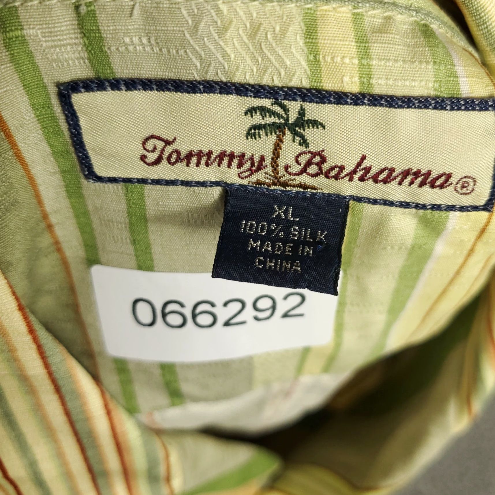 Tommy Bahama Tommy Bahama Shirt Mens XL Green Striped Silk Button-Up Short Sleeve Hawaii Casual Shirt Size US XL / EU 56 / 4 - 6 Thumbnail