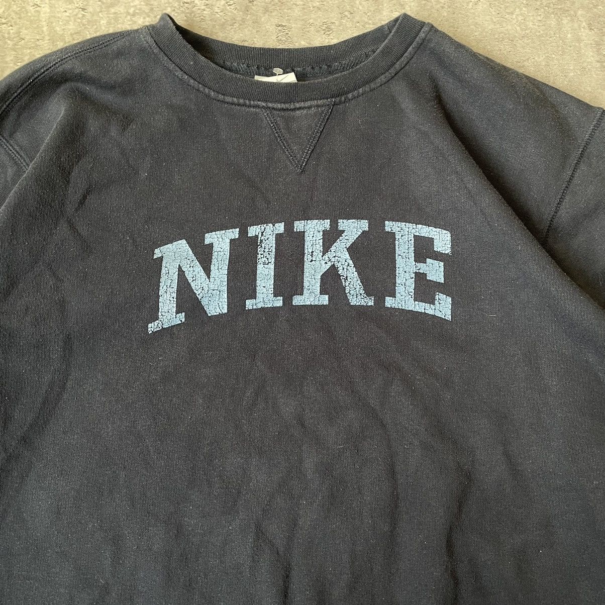 Nike × Vintage Vintage Nike 90s Centr Faded Logo Sweatshirt Size US XL / EU 56 / 4 - 2 Thumbnail