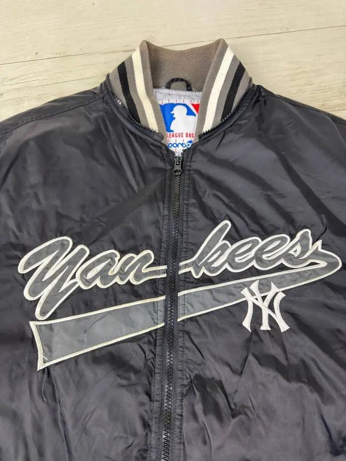 New York Yankees Vintage New York Yankees MLB Bomber Jacket 90s Big Logo Size US L / EU 52-54 / 3 - 6 Thumbnail
