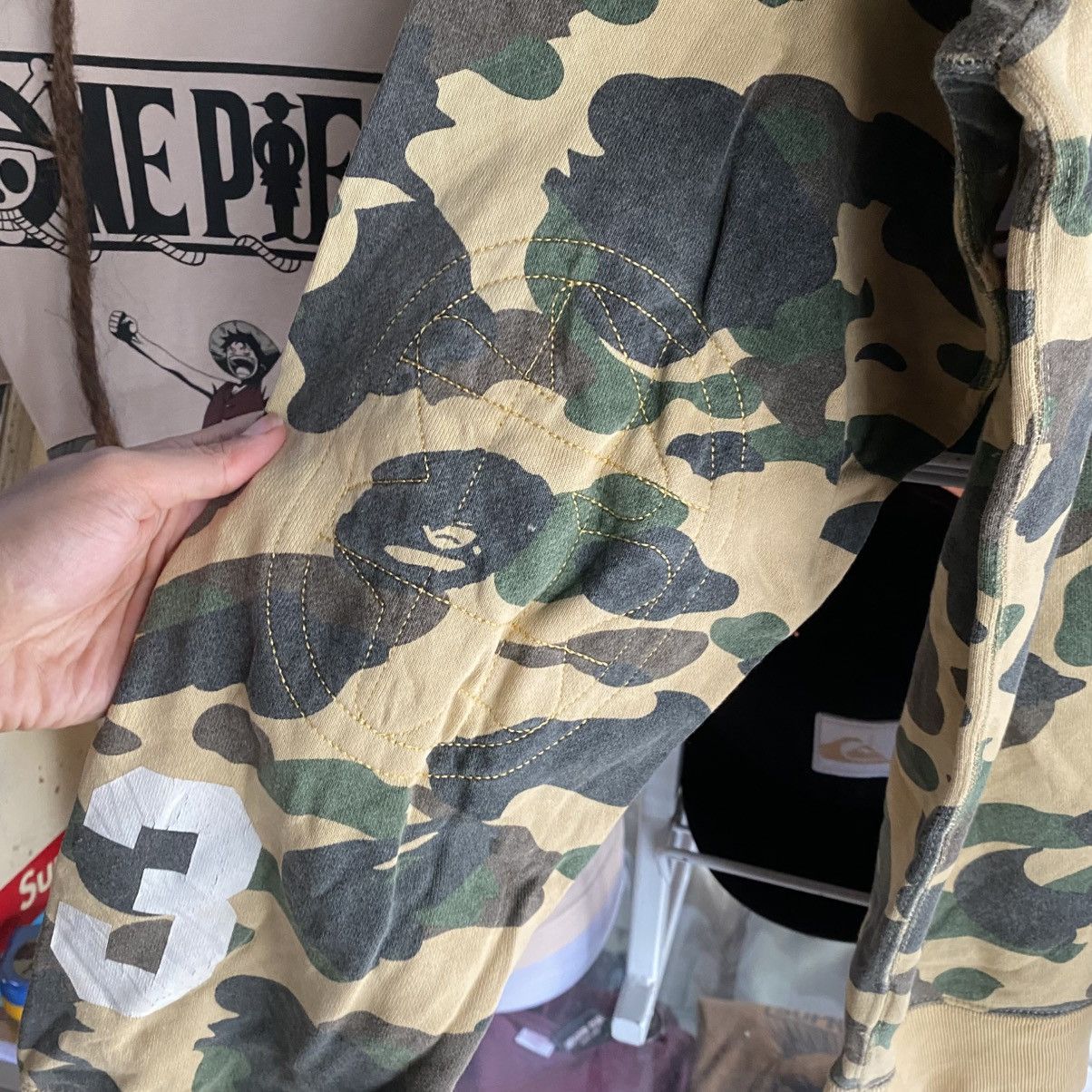 Bape 2006 Bape Green ASNKA / General Raiders Logo Rip Crewneck Size US XL / EU 56 / 4 - 17 Thumbnail