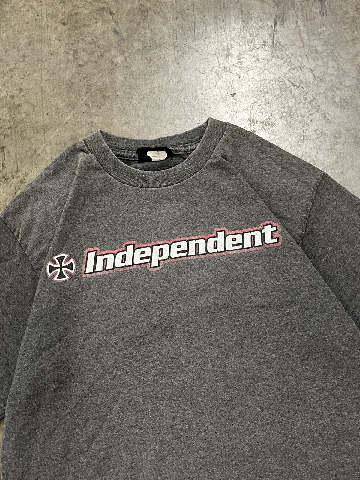 Independent Truck Co. × Vintage Independent truck co y2k tee shirt faded skater streetwear Size US L / EU 52-54 / 3 - 8 Thumbnail