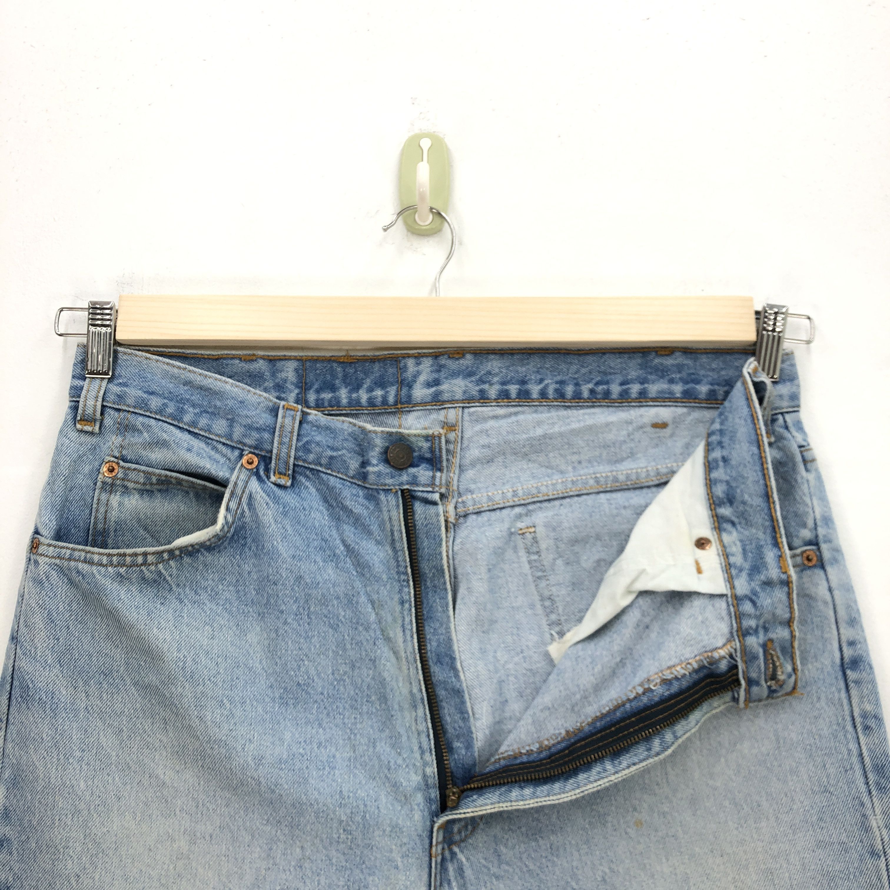 Levi's Vintage 90s Levis Sun Faded Jeans Levi's Light Wash Denim Size US 34 / EU 50 - 6 Thumbnail