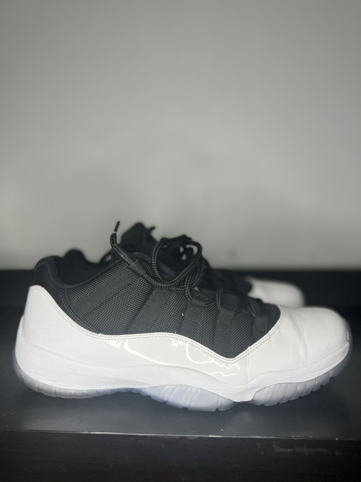 Jordan Brand Jordan 11 Tuxedo Size US 12 / EU 45 - 2 Thumbnail