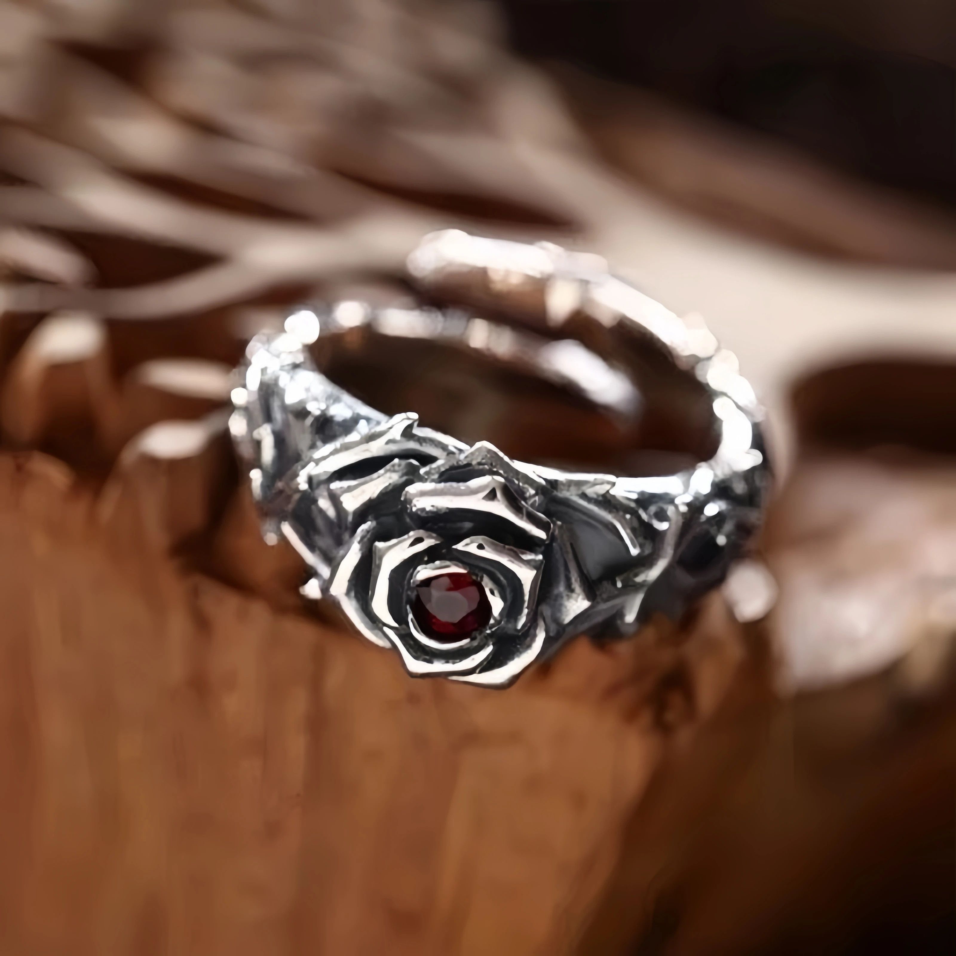 Jewelry Retro Vines Red Heart Rose Adjustable Ring Size ONE SIZE - 1 Thumbnail