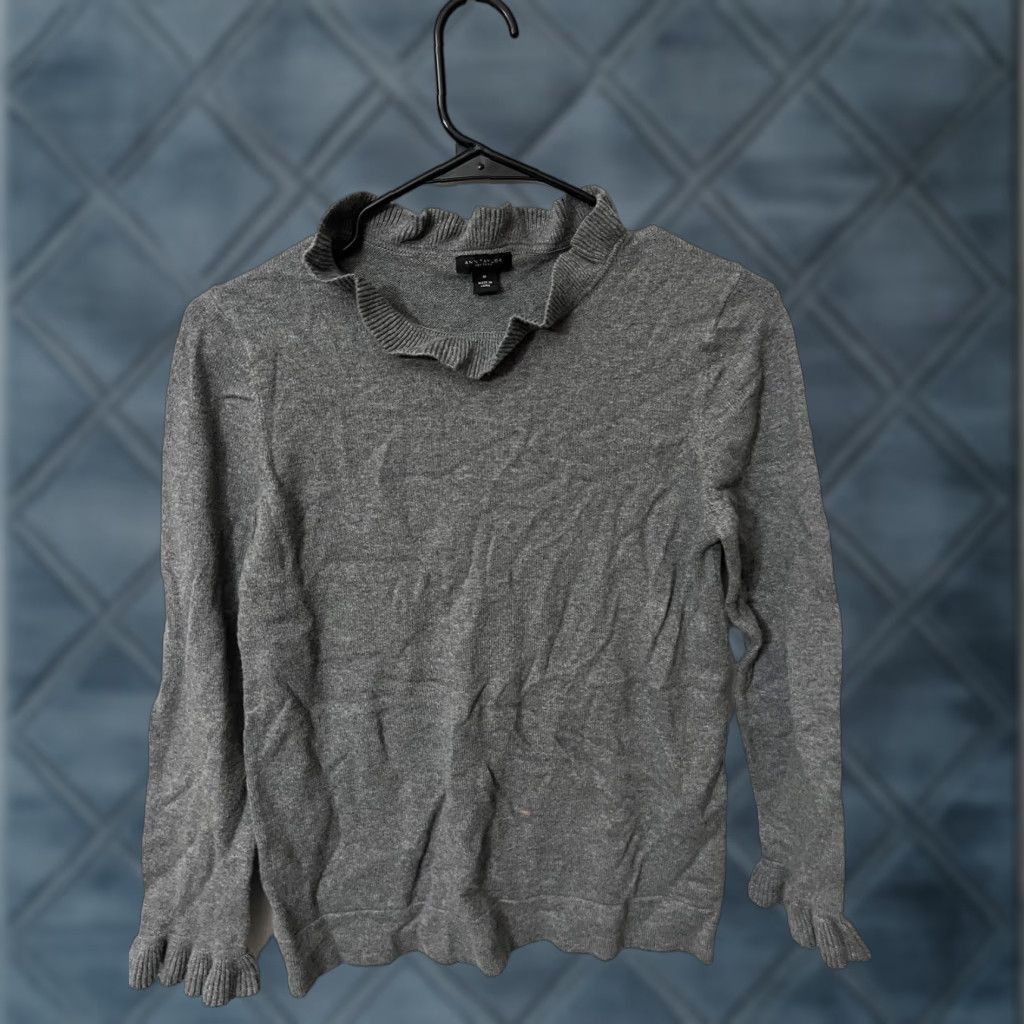 Ann Taylor Ann Taylor Women's Blouse Crew Neck Long Sleeve Gray Size M Pullover Ruffle Size M / US 6-8 / IT 42-44 - 1 Thumbnail