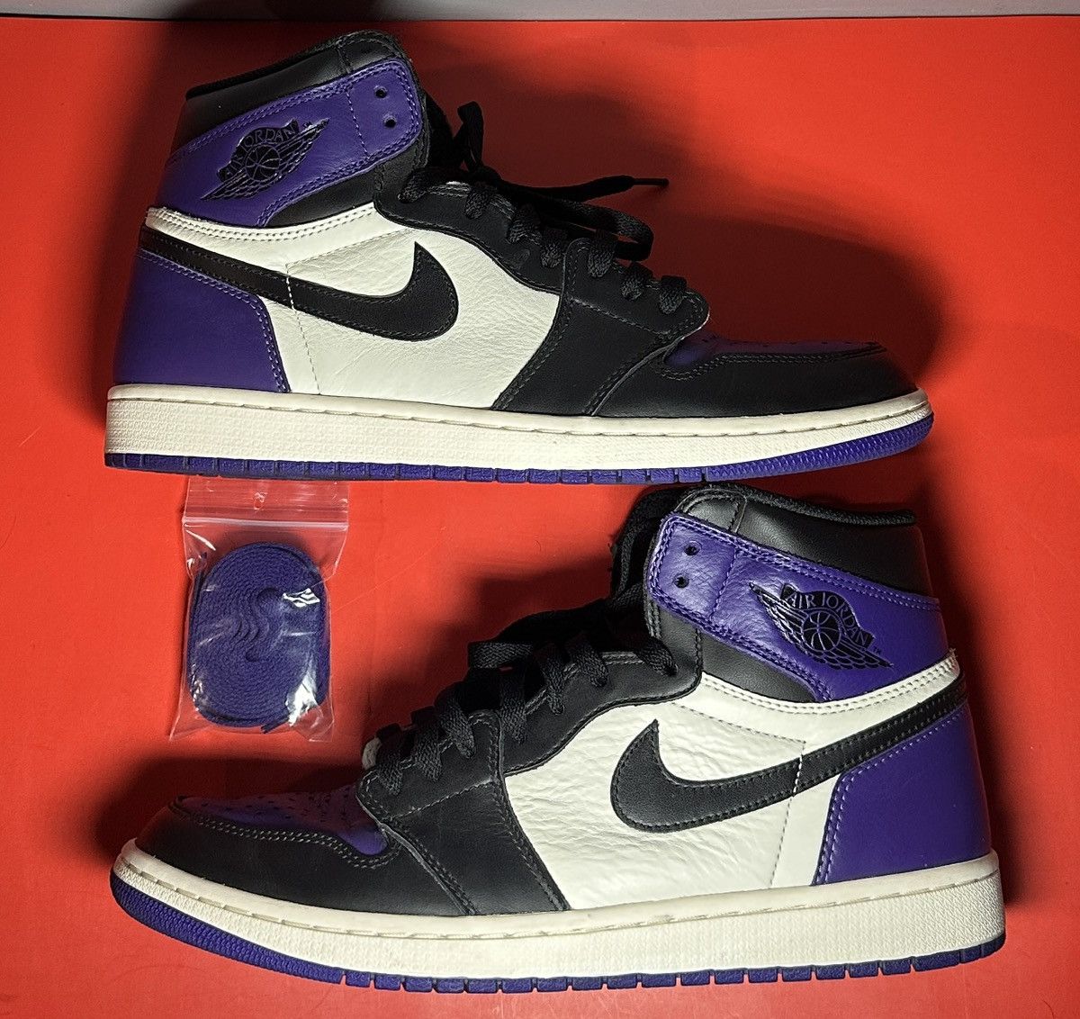 Jordan Brand Size 10.5 - Air Jordan 1 Retro OG High Court Purple Size US 10.5 / EU 43-44 - 2 Thumbnail