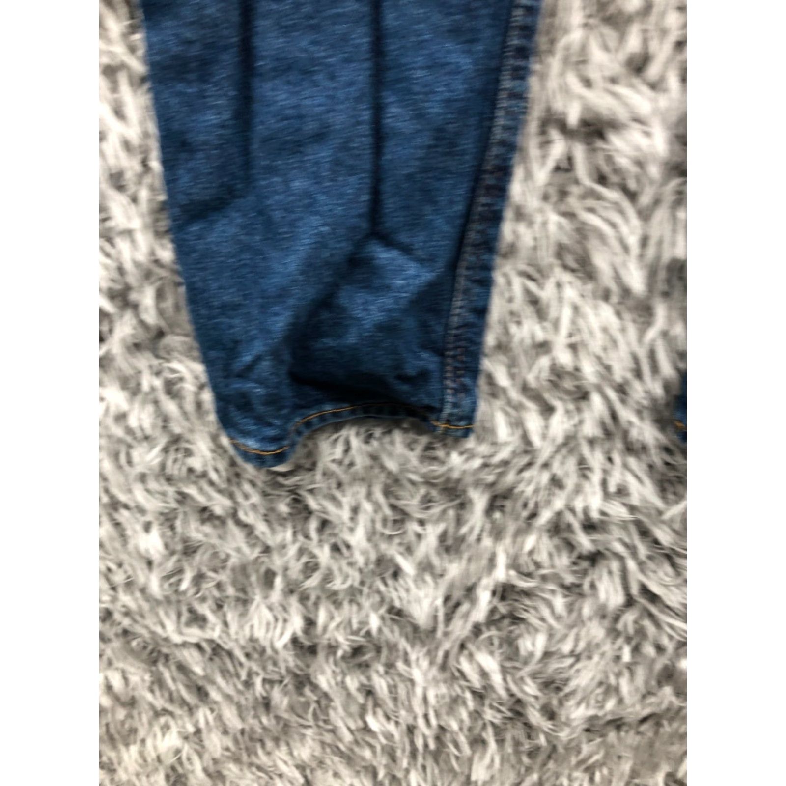 H&M H&M Capri Jeans Size 6 Womens Mid Dark Wash Blue Denim Capris, 5-Pocket, Belt Loops, Zip, Button, Logo, Cotton, Regular Rise Size 28" / US 6 / IT 42 - 7 Thumbnail
