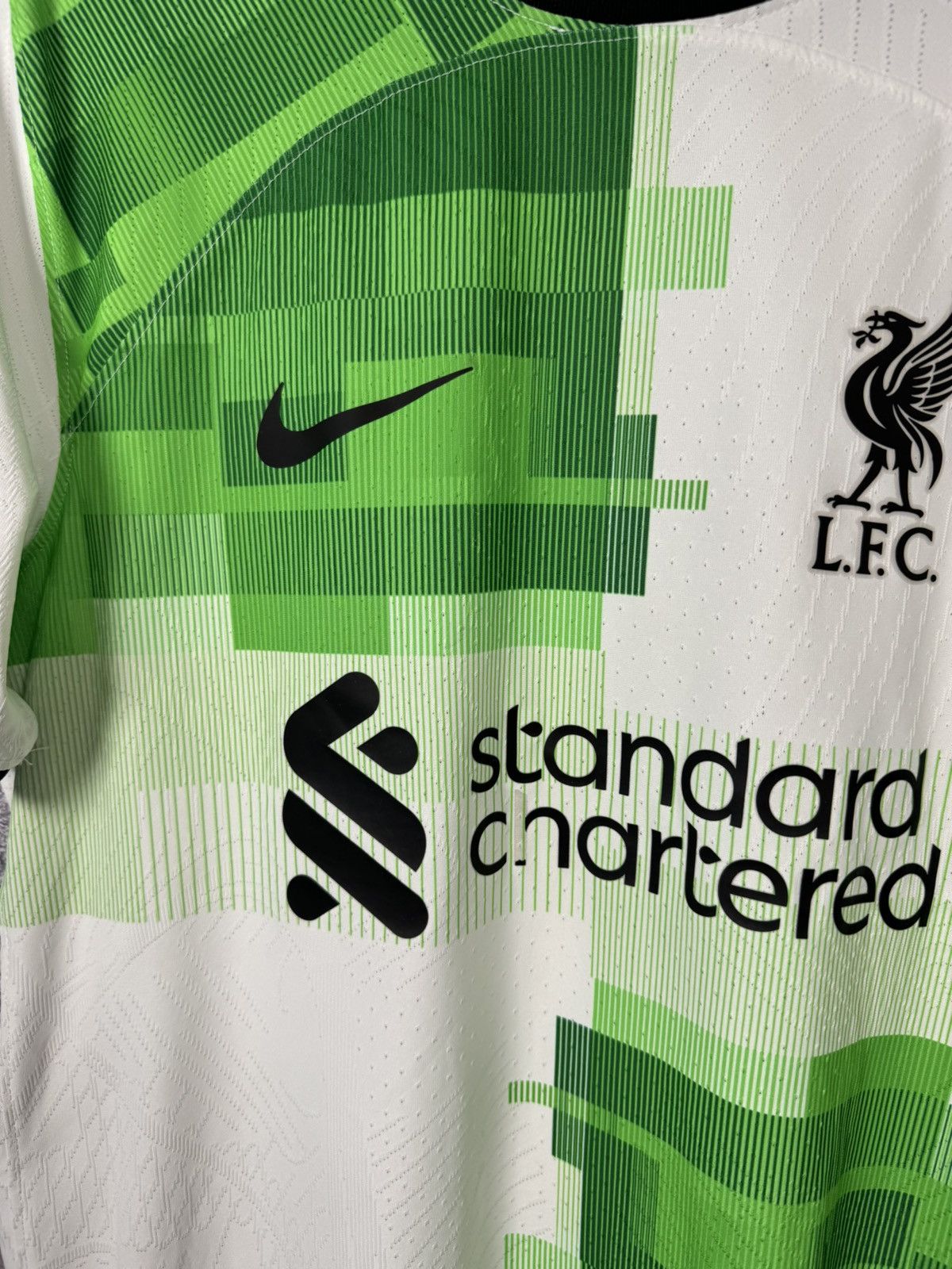Nike M.SALAH Liverpool 2023/24 Away Nike DrifitADV Soccer Jersey Size US S / EU 44-46 / 1 - 6 Thumbnail