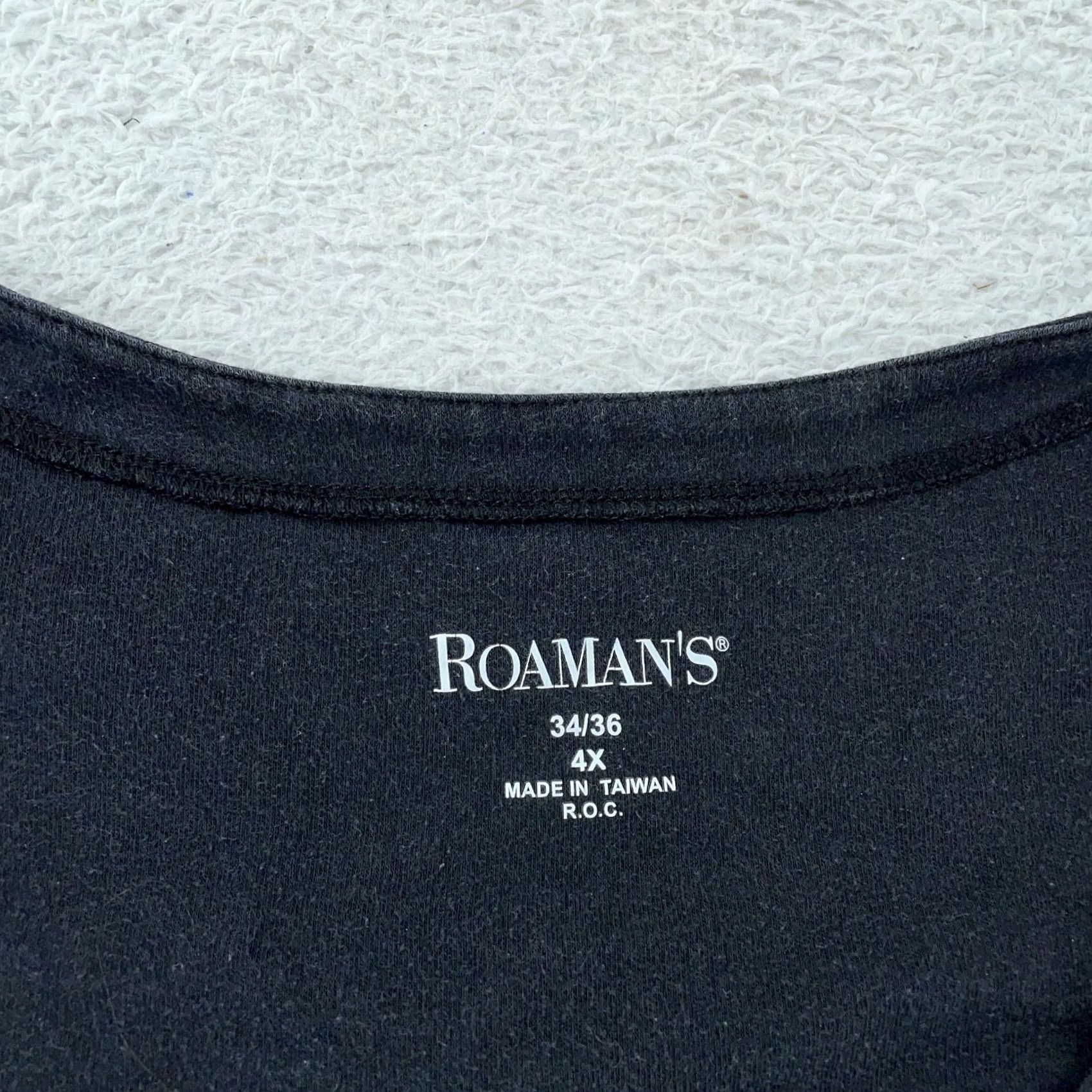 Vintage Roaman's Shirt Womens 4X Black Tunic Scoop Neck Pintuck Pleated Pockets 4X Womens Shirt Tunic Scoop Neck 3/4 Sleeve Pocket Pleated Black Roaman's Size XXL / US 16-18 / IT 52-54 - 7 Thumbnail
