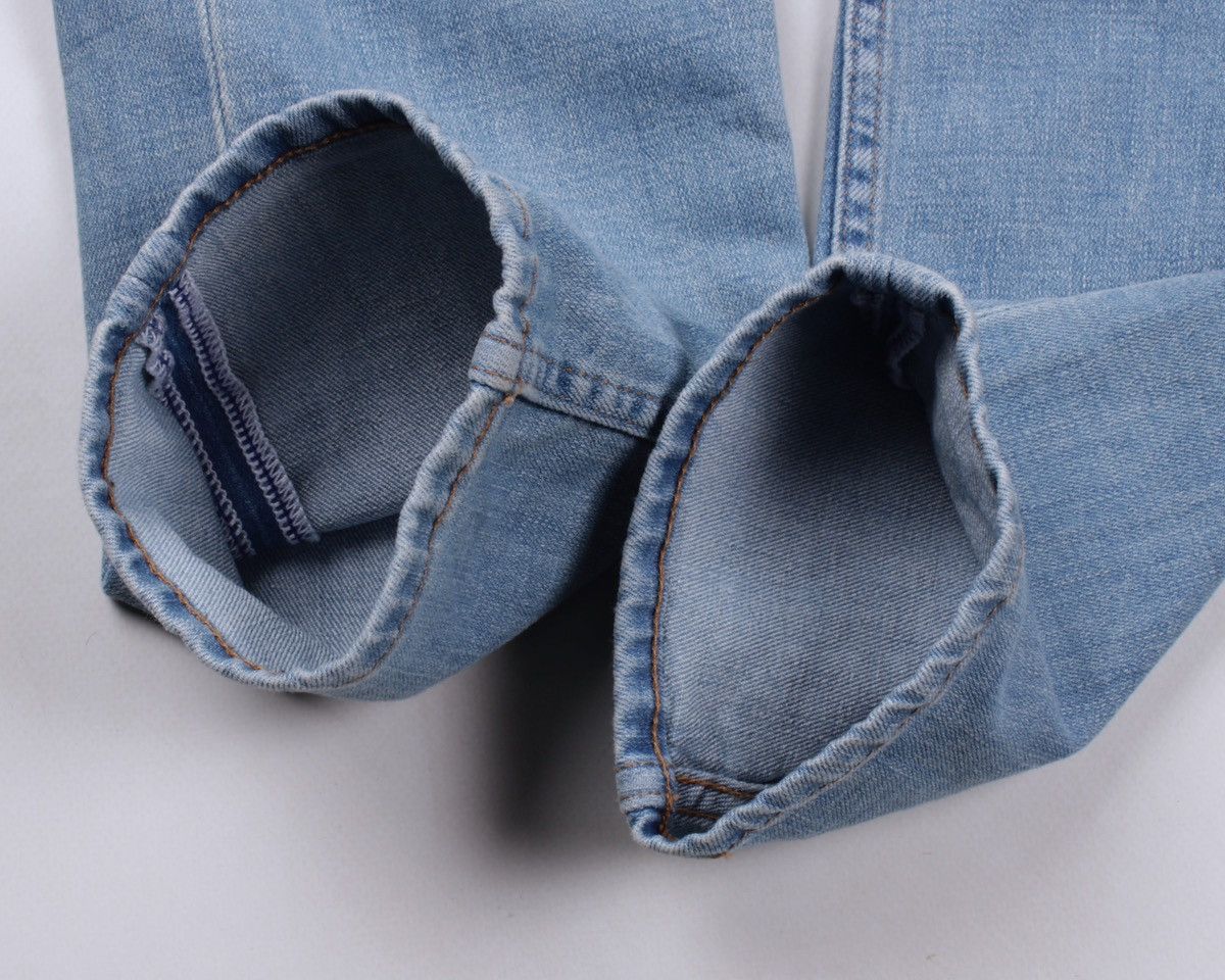 Calvin Klein × Designer Calvin Klein Jeans Light Blue Slim Taper Chino Style Jeans Size US 32 / EU 48 - 14 Thumbnail