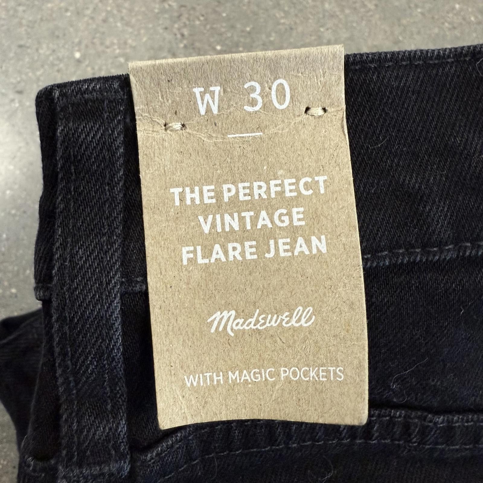 Madewell NWT Madewell The Perfect Vintage Flare Jean Black OoP - W 30 Size 30" / US 8 / IT 44 - 3 Thumbnail
