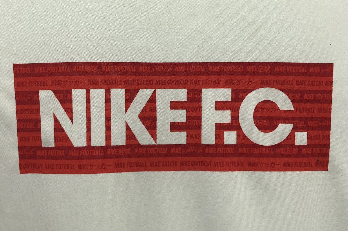 Nike The Nike Tee Nike F.C. T-Shirt Size US S / EU 44-46 / 1 - 3 Thumbnail