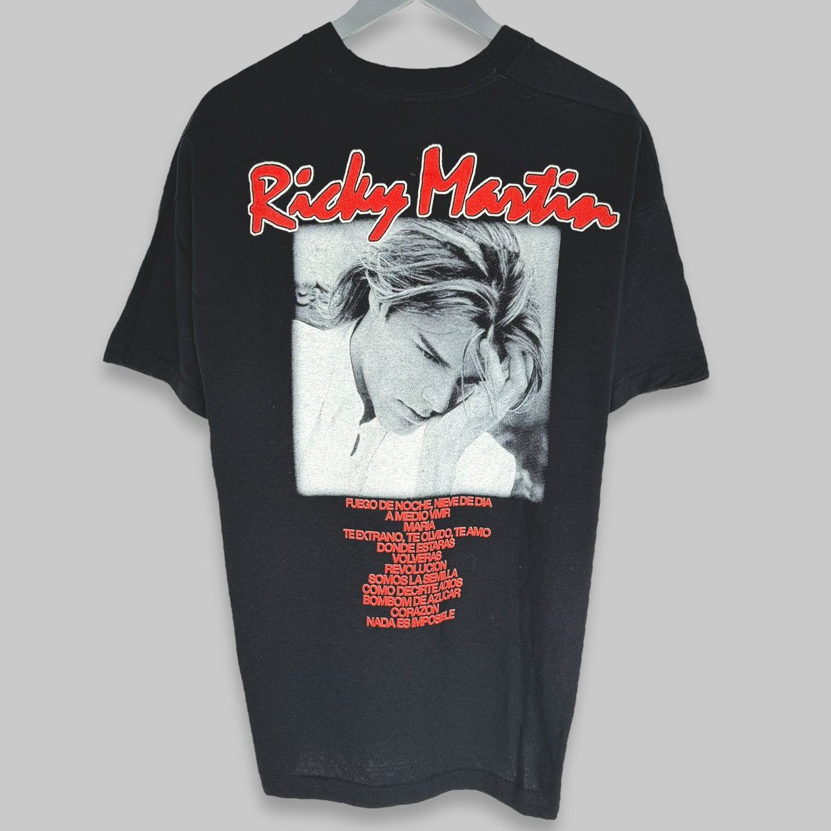 Band Tees Vintage 90s Ricky Martin Rare Euro Screen Stars T Shirt Size US XL / EU 56 / 4 - 2 Thumbnail