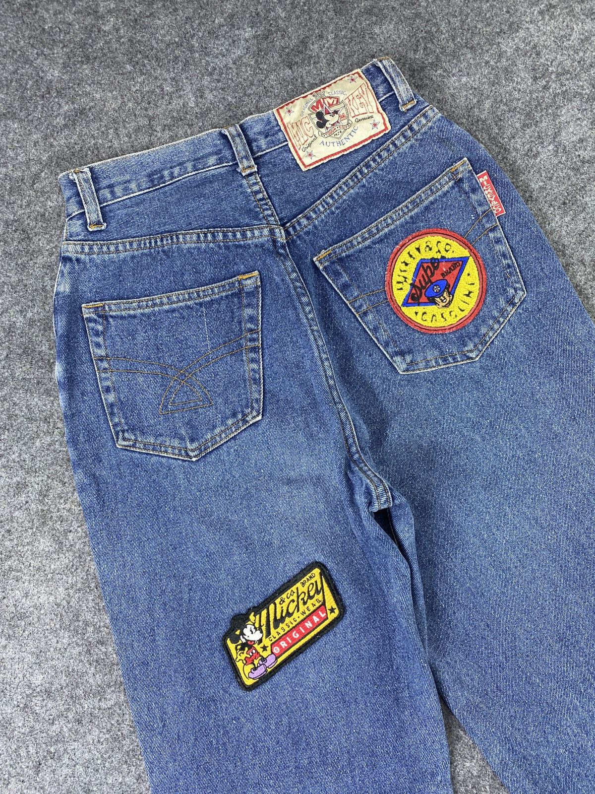 Disney × Mickey Mouse × Vintage Vintage Disney Mickey Mouse Blue Jeans - J1046 Size 24" / US 00 / IT 34 - 6 Thumbnail