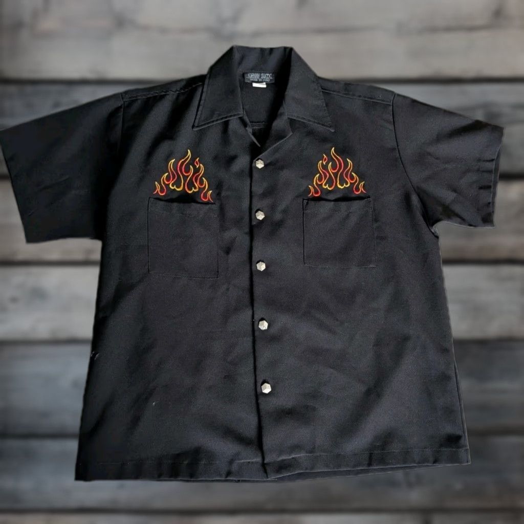 Vintage Vtg Johnny Suede Mens Dice Button Shirt Flames L Black Bowling Shirt USA Made Size US L / EU 52-54 / 3 - 1 Thumbnail
