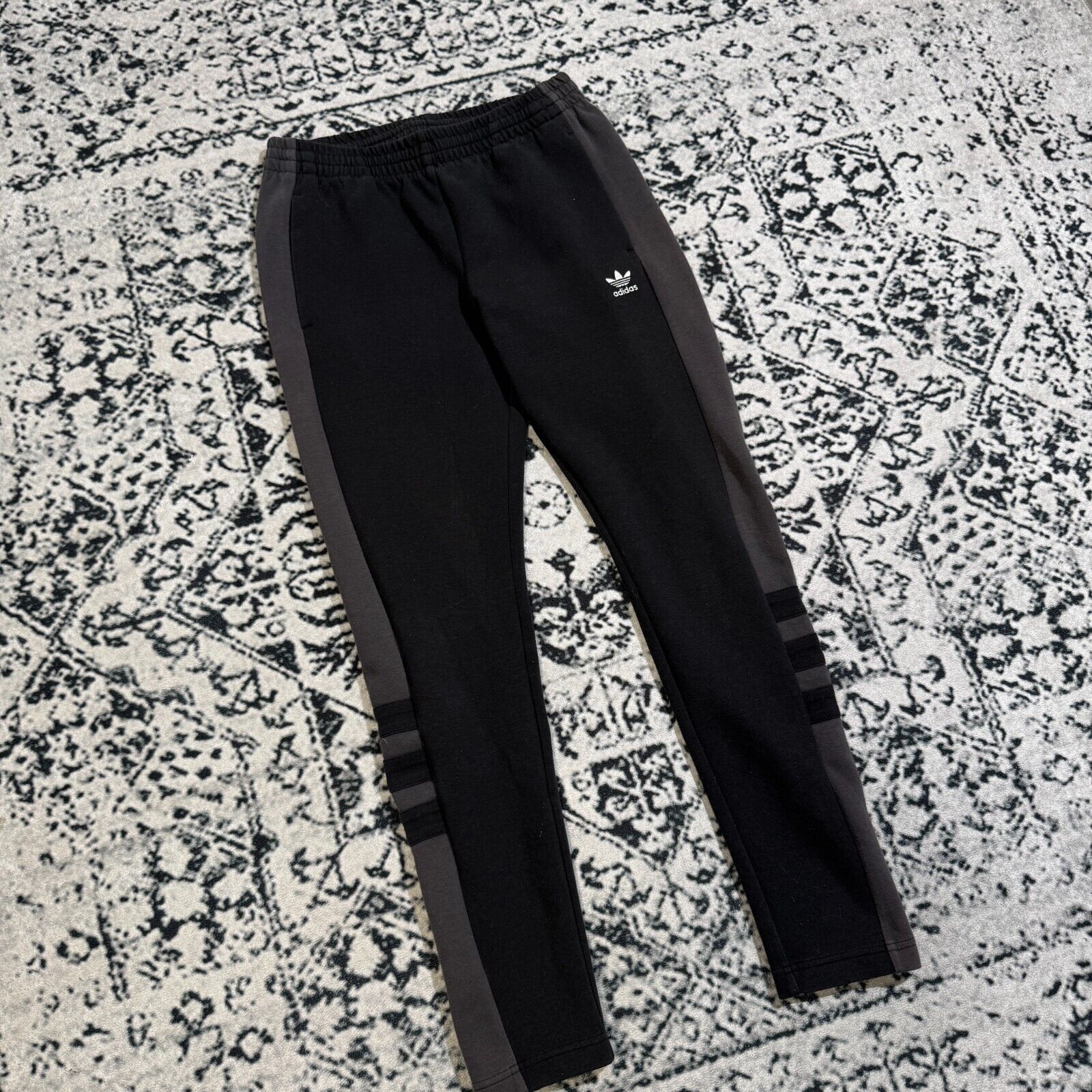 Adidas Vintage Adidas Unisex Black Cotton Sweatpants Size S Y2K Size US 29 - 3 Thumbnail