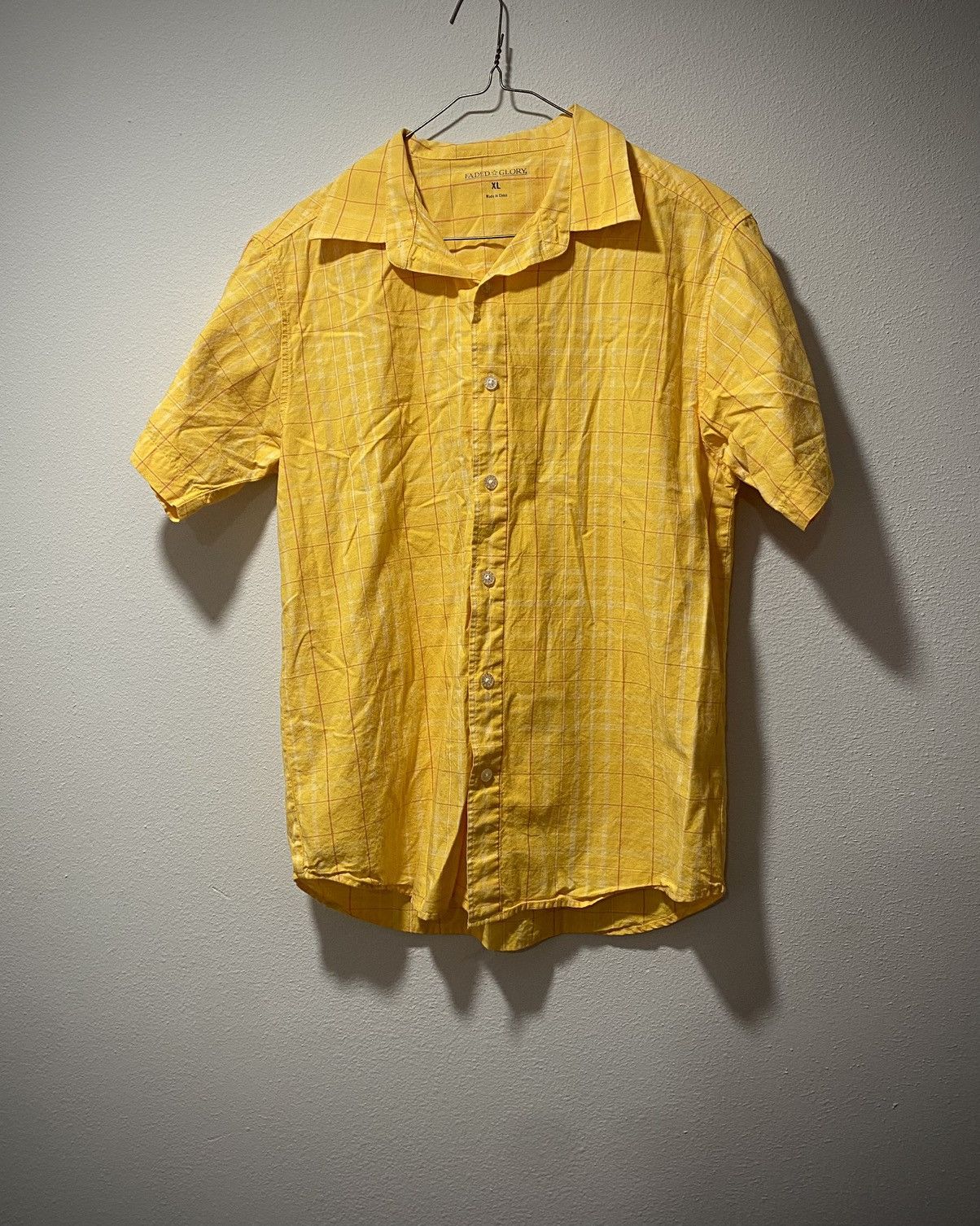 Faded Glory faded glory yellow shortsleeve button up shirt Size US XL / EU 56 / 4 - 1 Thumbnail