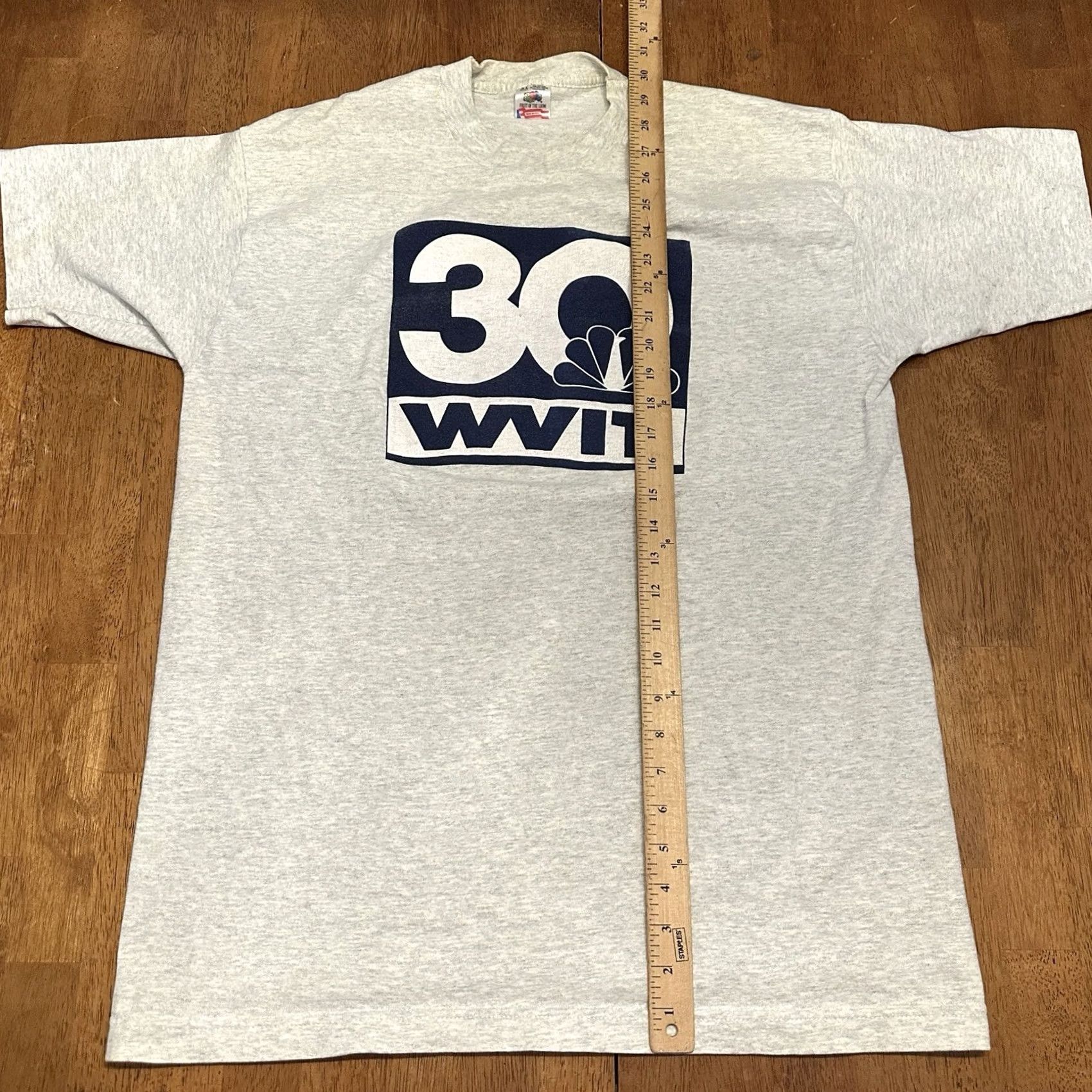 Vintage VINTAGE NBC WVIT T Shirt XL Gray 90s Single Stitch Television Station Mens Size US XL / EU 56 / 4 - 7 Thumbnail