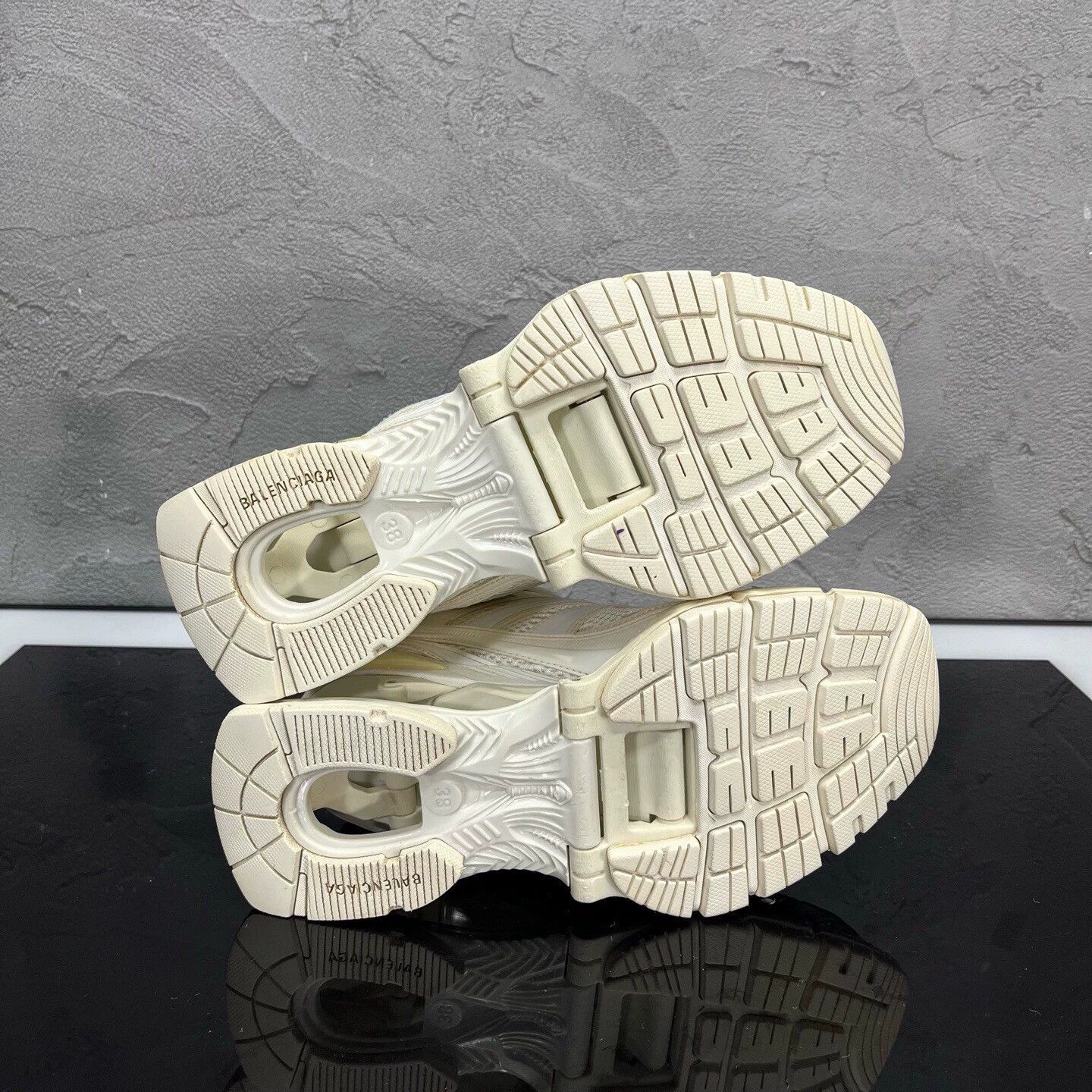 Balenciaga Balenciaga X-Pander Sneakers EU 38 Like New Size US 7 / IT 37 - 6 Thumbnail