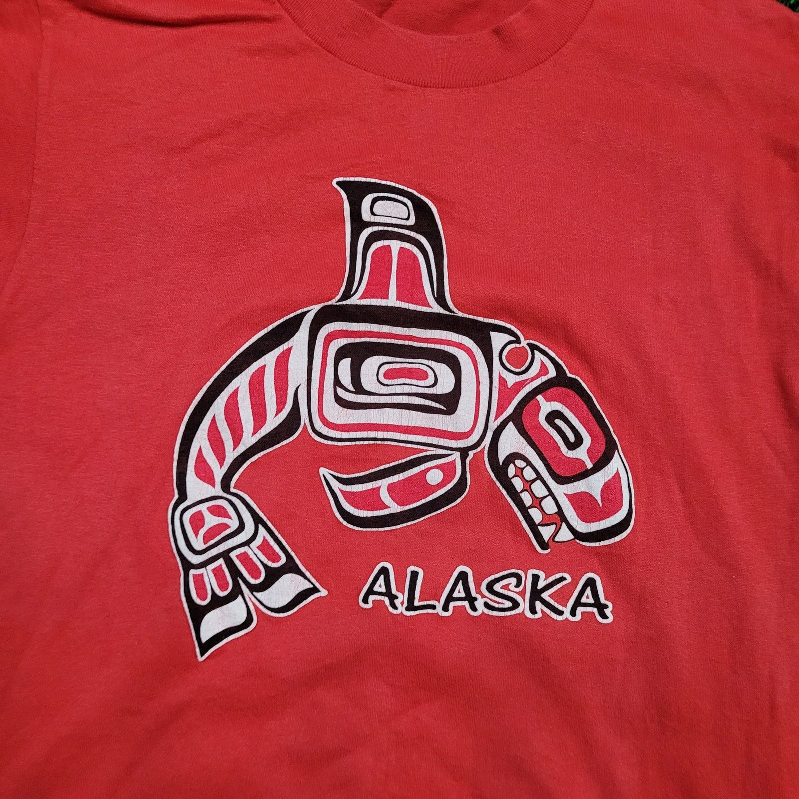 Vintage VTG 80s Alaska Killer Whale Orca T-Shirt Small USA Haida Art Size US S / EU 44-46 / 1 - 2 Thumbnail