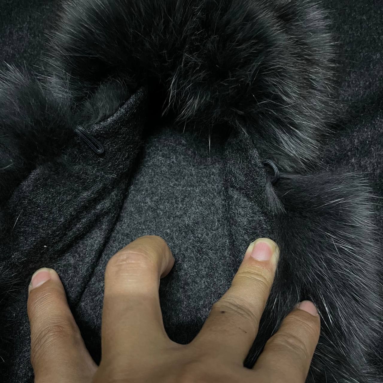 Sagafurs Archive Rare Saga Fox Furs Capes Cashmere 100% Size US L / EU 52-54 / 3 - 7 Thumbnail