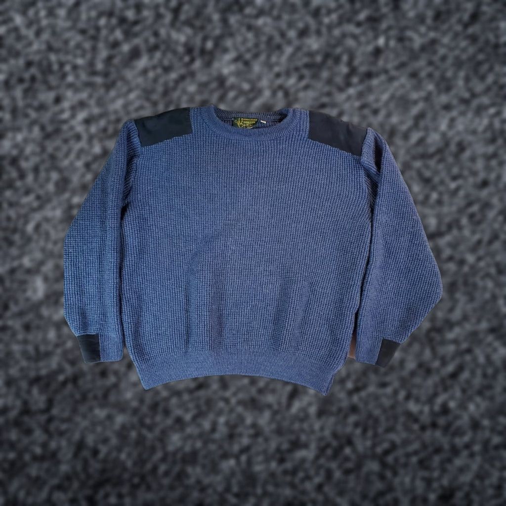 Commando VINTAGE Tasmanian Woolen Company Commando Sweater Sz Sm Leather Padded Shoulder Pullover Wool Knit Blue 90s Mens Womens Unisex Adults Sweatshirt? Size US S / EU 44-46 / 1 - 1 Thumbnail