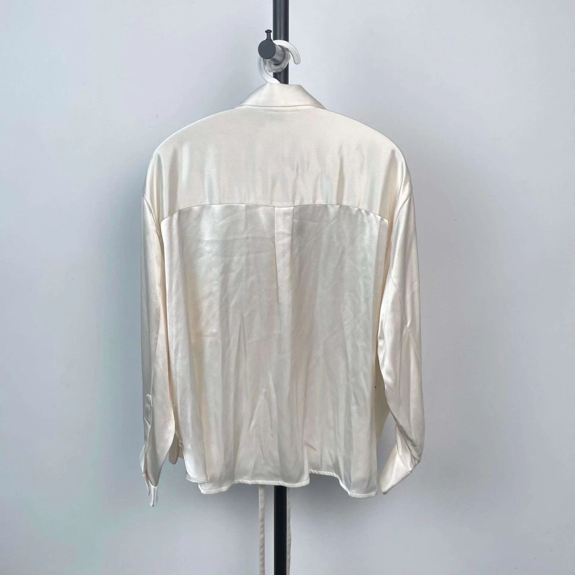 Loewe Loewe Ivory Top 36 Size XS / US 0-2 / IT 36-38 - 2 Thumbnail