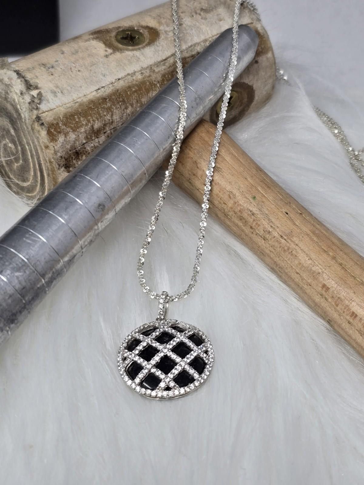 The Unbranded Brand 925 Silver Art Deco Revival Black Round Pendant 24" Chain Size ONE SIZE - 3 Thumbnail