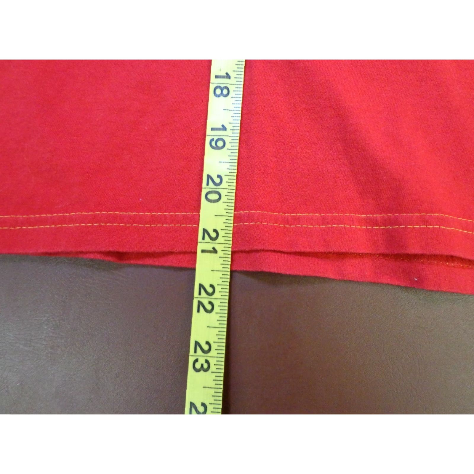 Vintage TORO #12 SPANISH BULL RED T SHIRT MEDIUM M18 T-Shirt Men Red Bull Shirts Crew Neck Short Sleeve 100% Cotton Modern TORO Bull Shirt M18 Mens Red Size US M / EU 48-50 / 2 - 5 Thumbnail