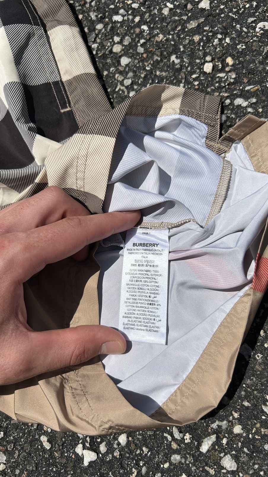Burberry Burberry Check Swim Shorts Size US 34 / EU 50 - 9 Thumbnail
