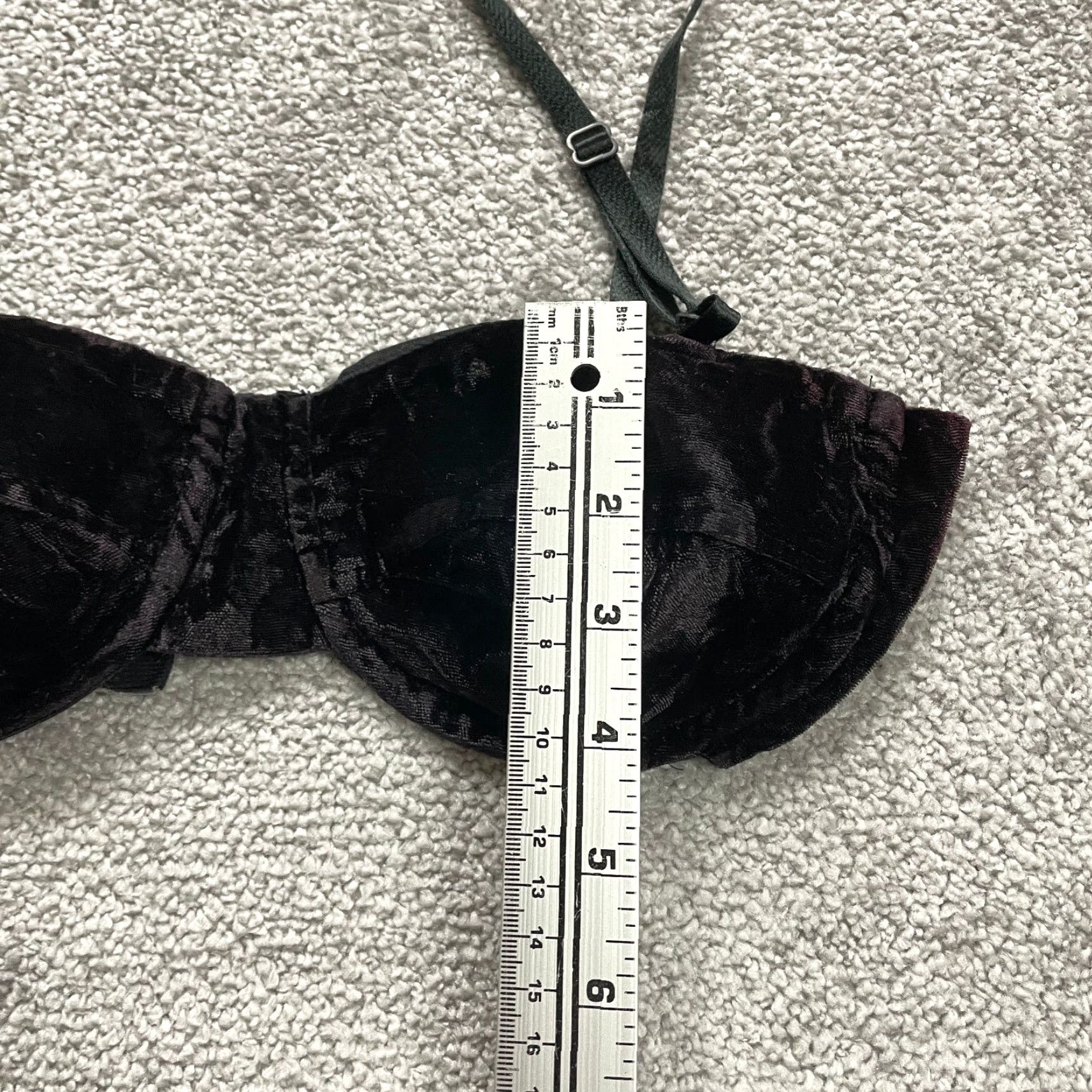 Vintage VINTAGE Studio J Bra Womens Small C Solid Dark Purple Velvet Bralette Wireless Hook & Eye Back Closure 90s Theme Womens/Girls Size ONE SIZE - 4 Thumbnail