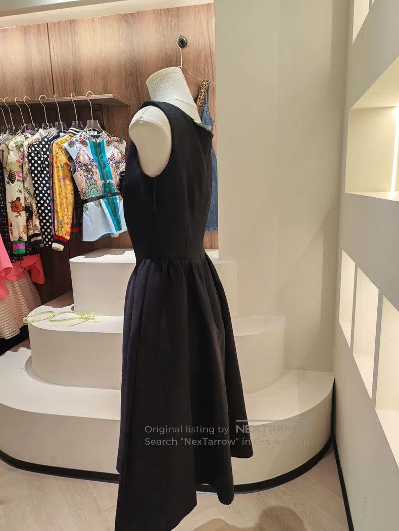 Fendi Fendi High-end French-style dress, made of wool and silk f Size XS / US 0-2 / IT 36-38 - 2 Thumbnail