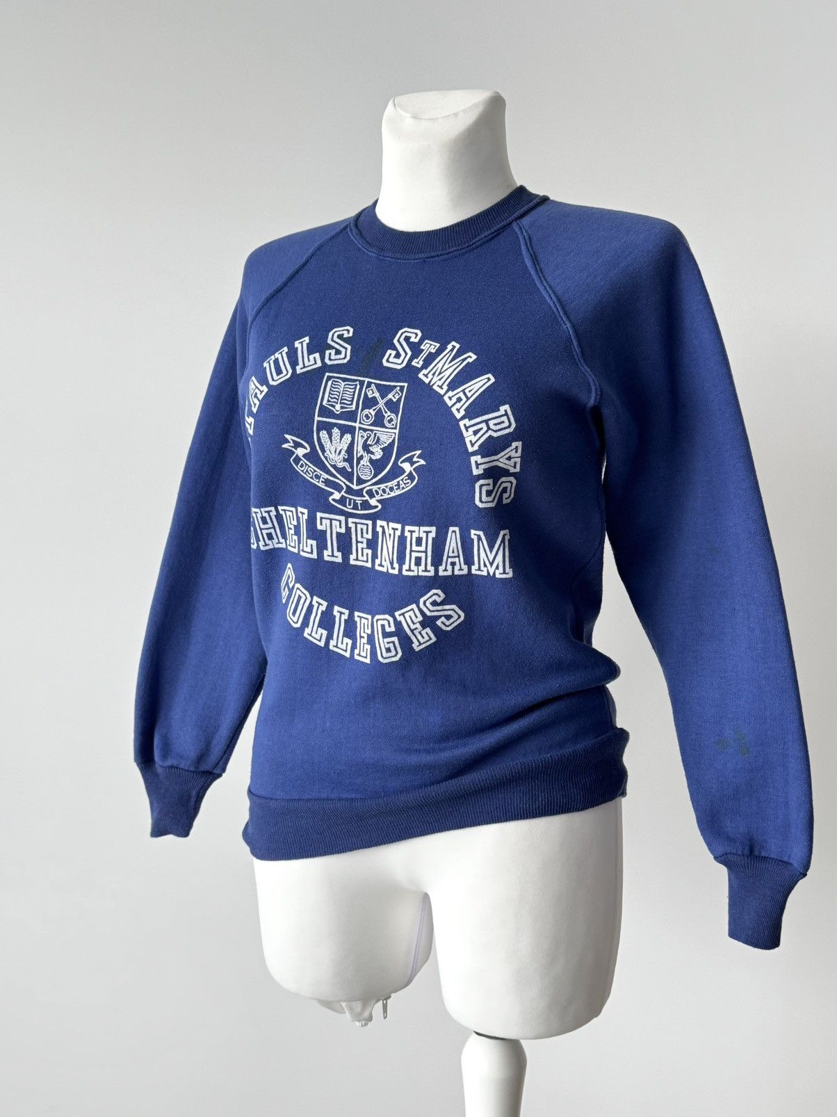 Vintage 1970s Vintage Cheltenham Colleges England Women’s Sweatshirt Size L / US 10 / IT 46 - 1 Thumbnail