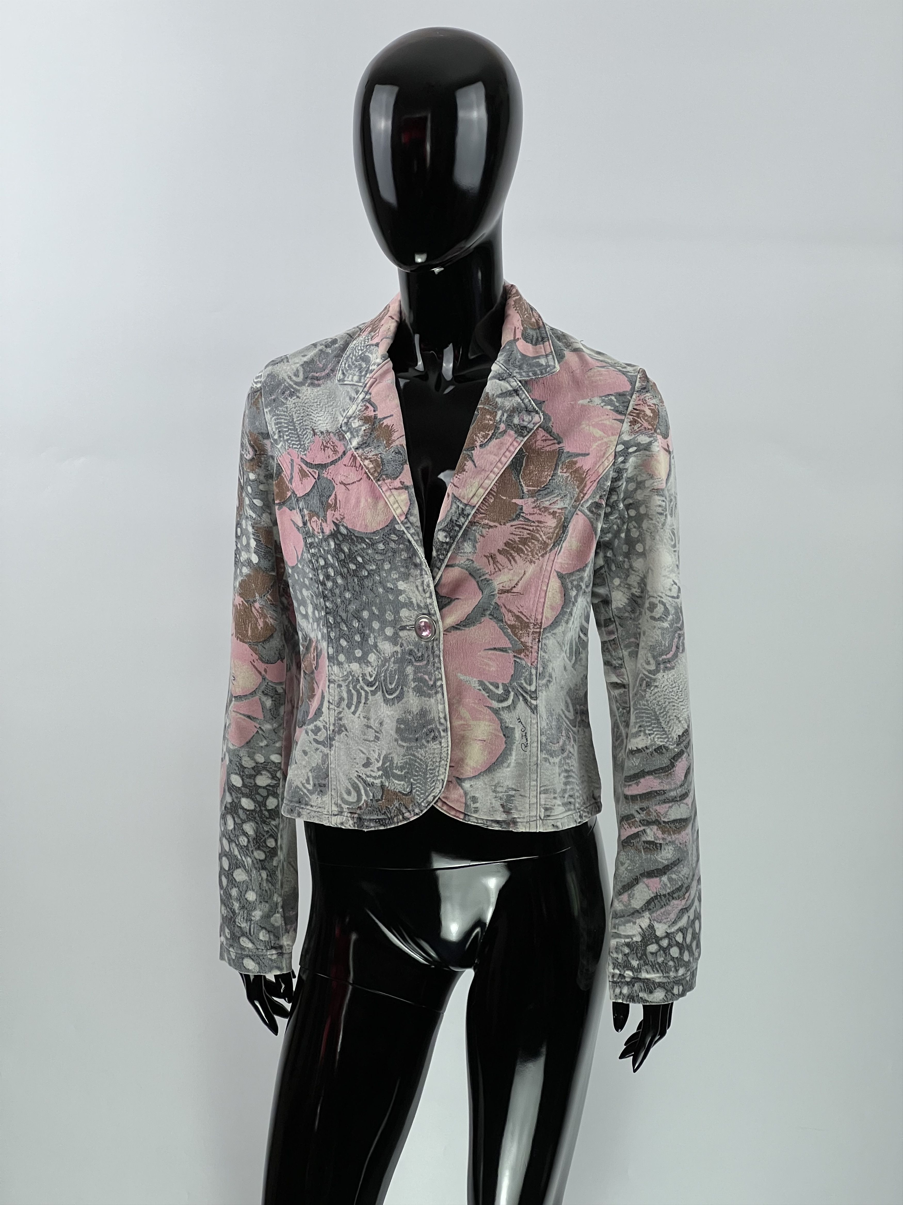 Roberto Cavalli Rare Vintage Roberto Cavalli Printed Denim Jacket Size S/M Size M / US 6-8 / IT 42-44 - 1 Thumbnail