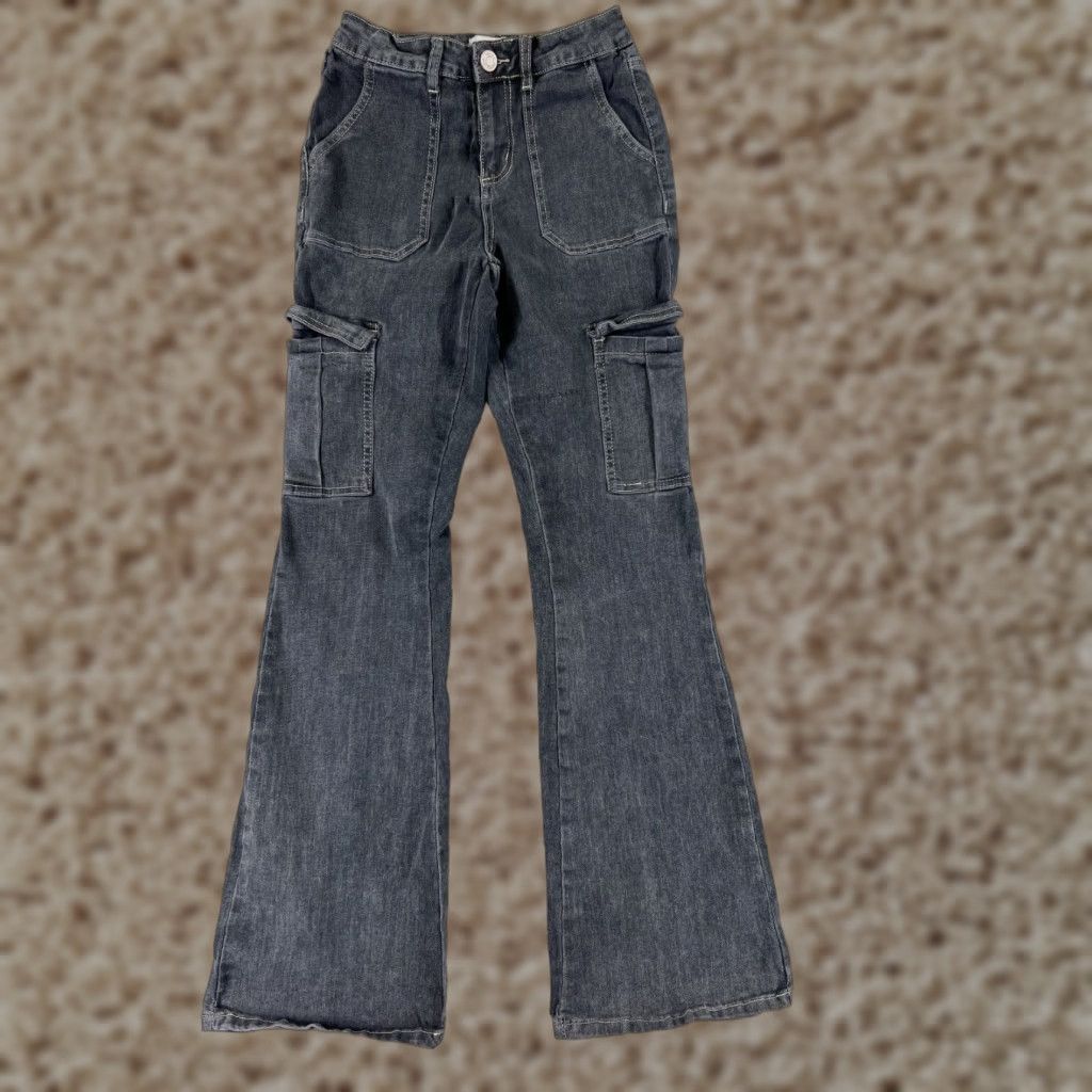 Forever 21 Forever 21 Jeans Women 24 Gray Denim Flared High Rise 5-Pocket Cotton Inseam 30 Womens Size 42" / US 20 - 1 Thumbnail