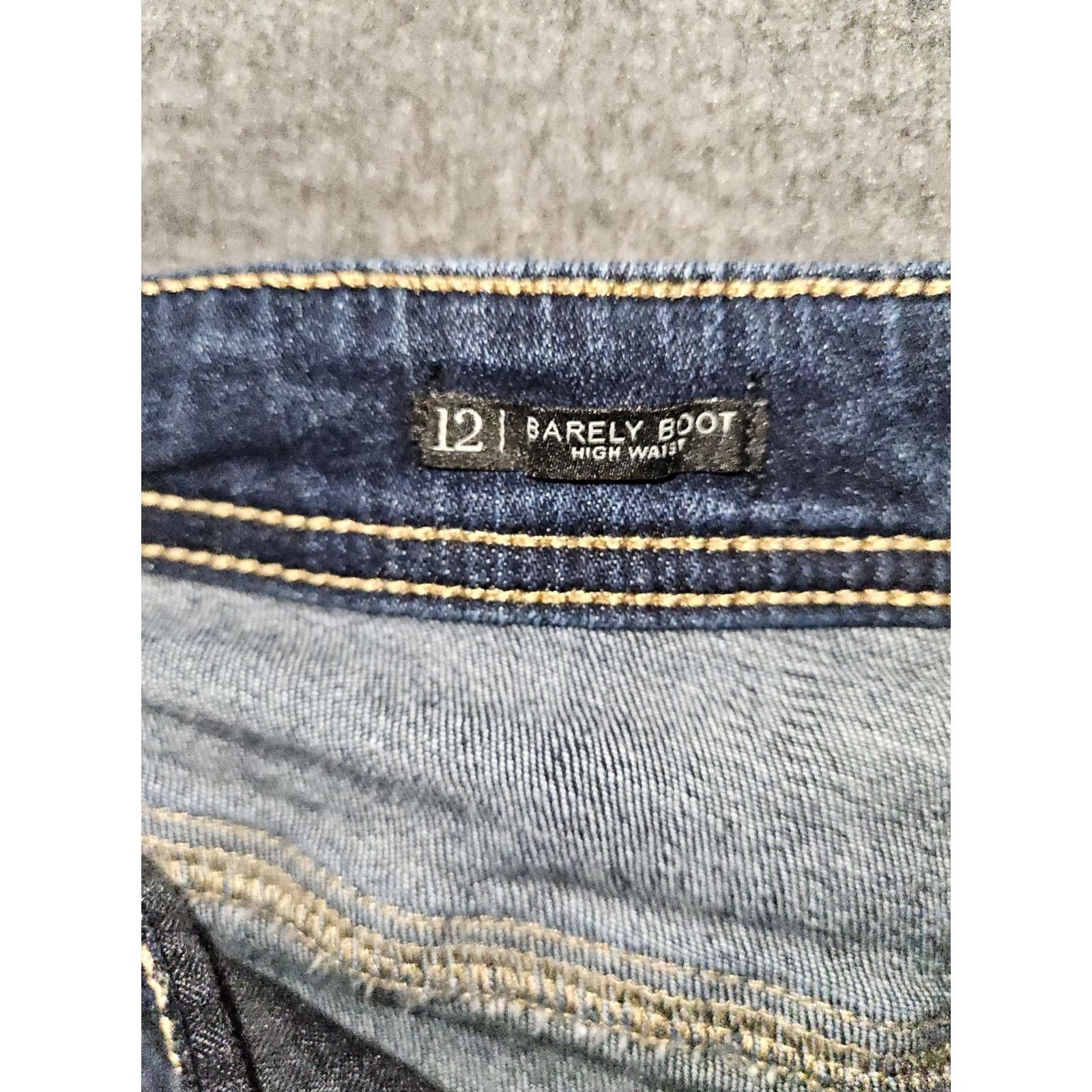 Talbots Talbots Jeans Women's 12 Barely Boot High Waist Blue 5-Pocket Denim City Preppy Jeans Bootscut Womens Regular 28.5in Inseam Size 34" / US 12 / IT 48 - 3 Thumbnail