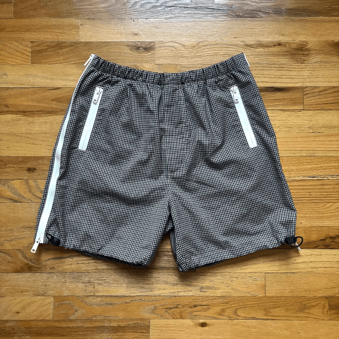 Prada SS2017 Taped Seam Virgin Wool Shorts Size US 32 / EU 48 - 1 Thumbnail