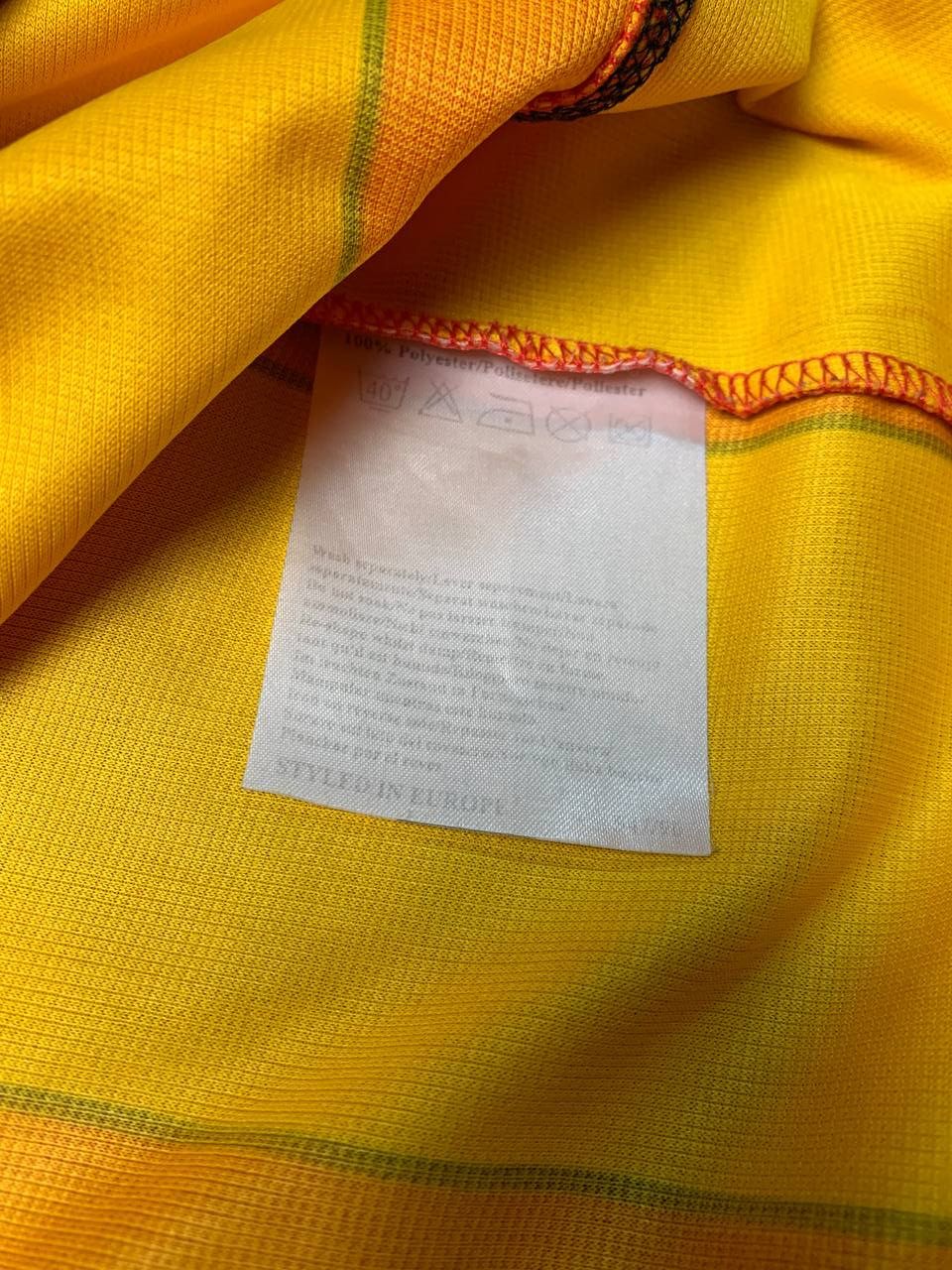 Umbro VINTAGE UMBRO GALATASARAY FOOTBALL SHIRT JERSEY TURKEY HOME Size US XL / EU 56 / 4 - 5 Thumbnail
